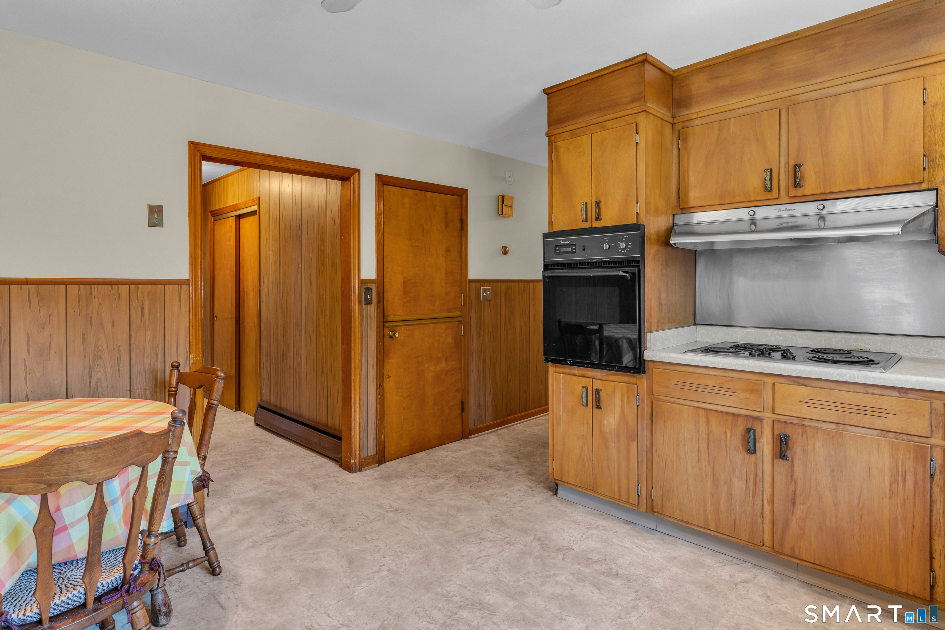 98 Upper State Street Property Photo 21