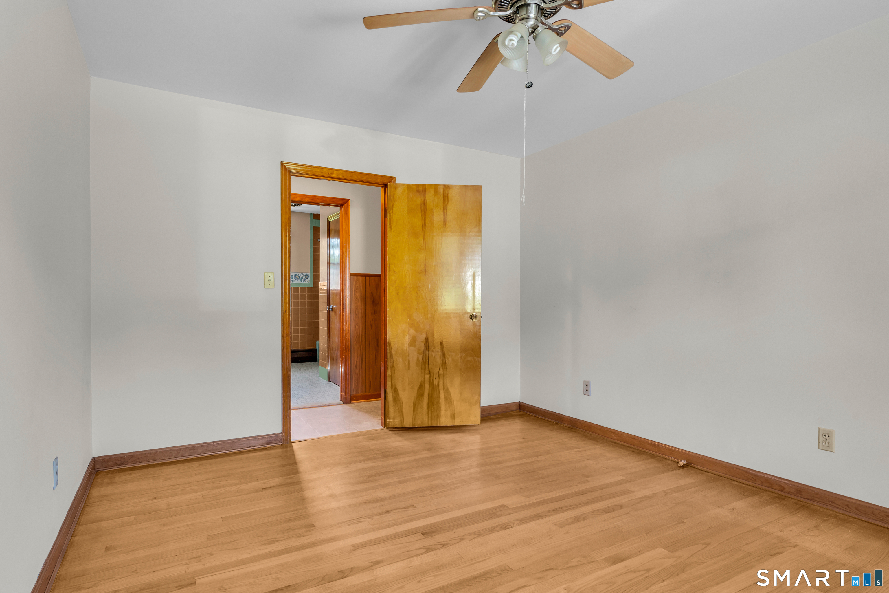 98 Upper State Street Property Photo 28