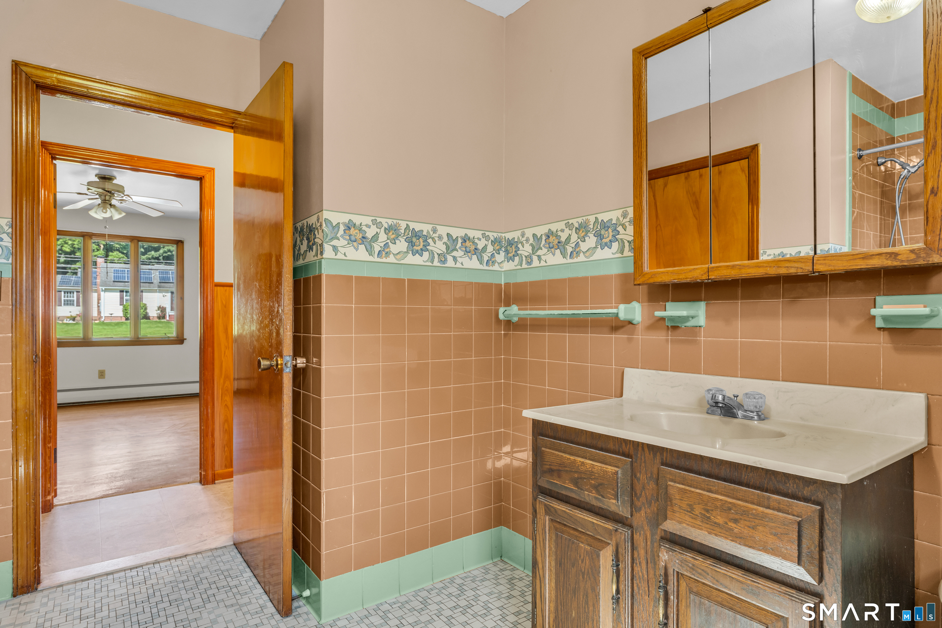 98 Upper State Street Property Photo 31