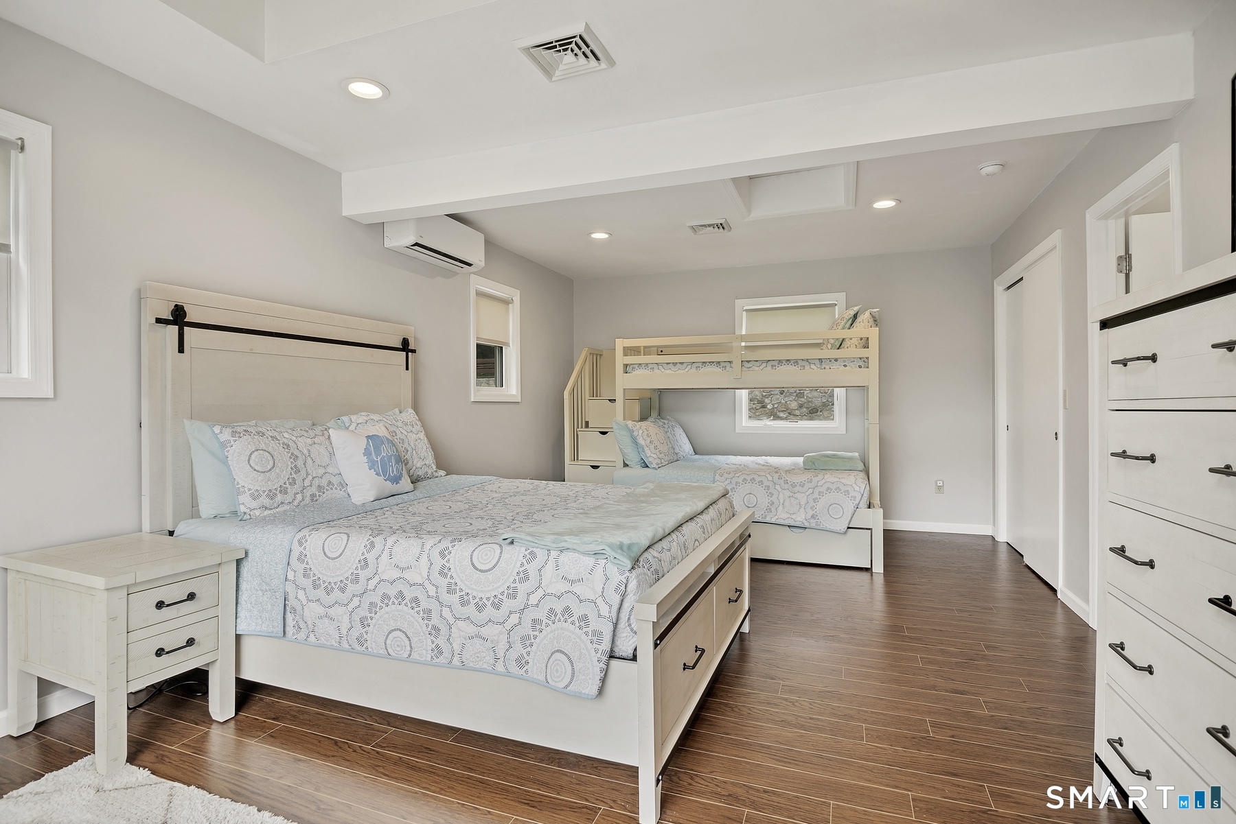 11 Candlewood Road Property Photo 18
