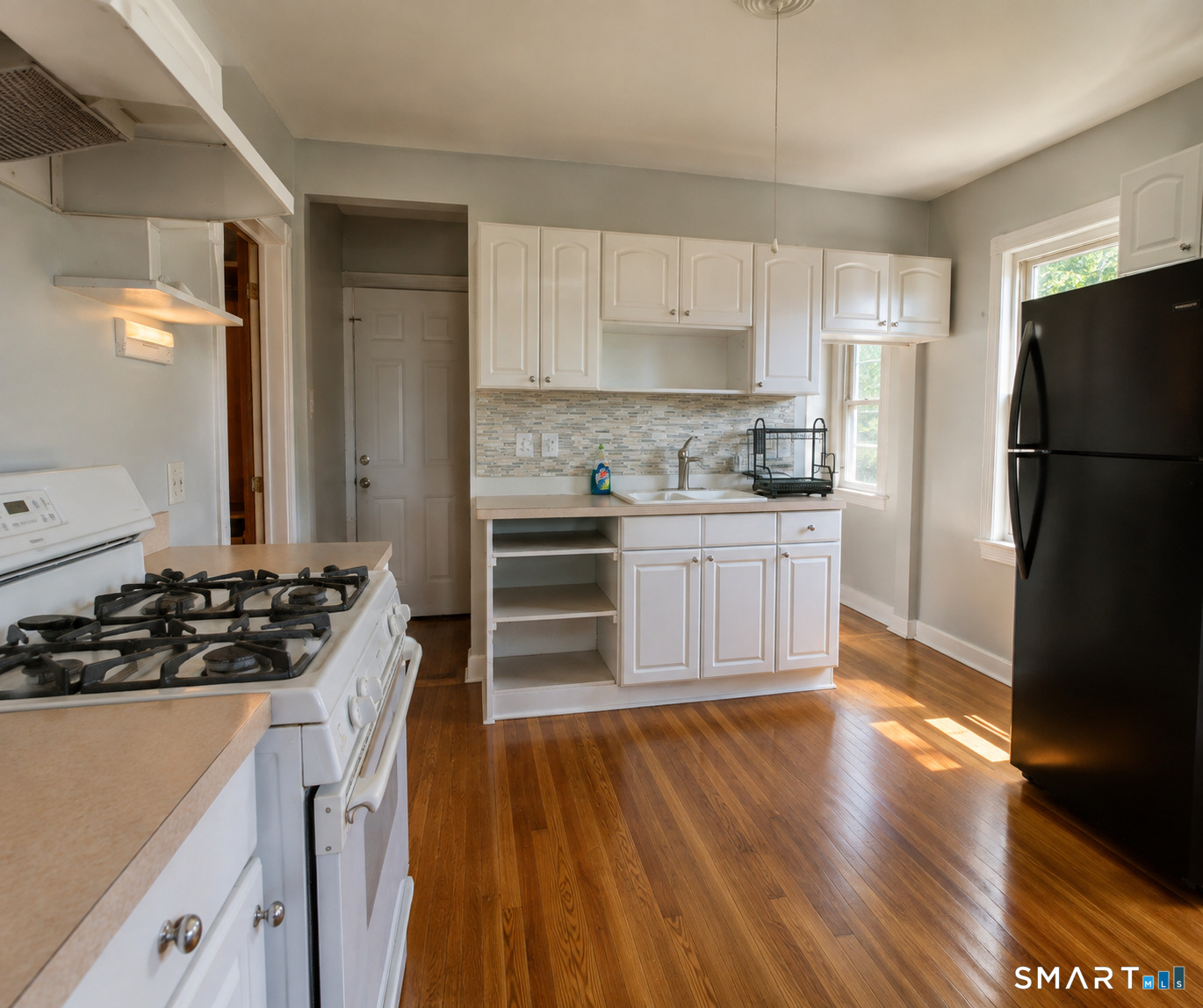 53-55 Davis Avenue Property Photo 5