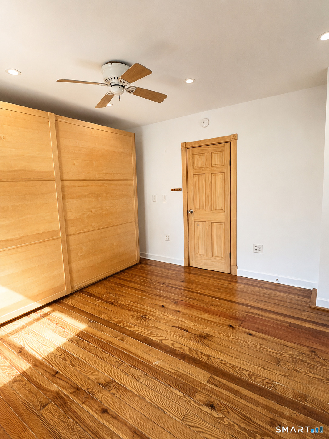 53-55 Davis Avenue Property Photo 9