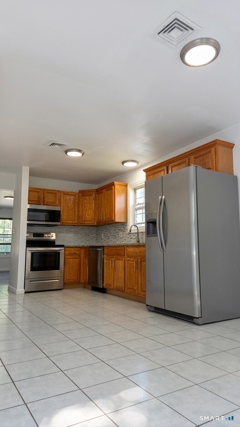 175 Harding Avenue Property Photo 3