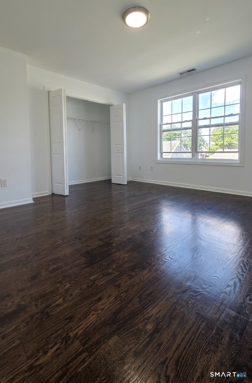 175 Harding Avenue Property Photo 6