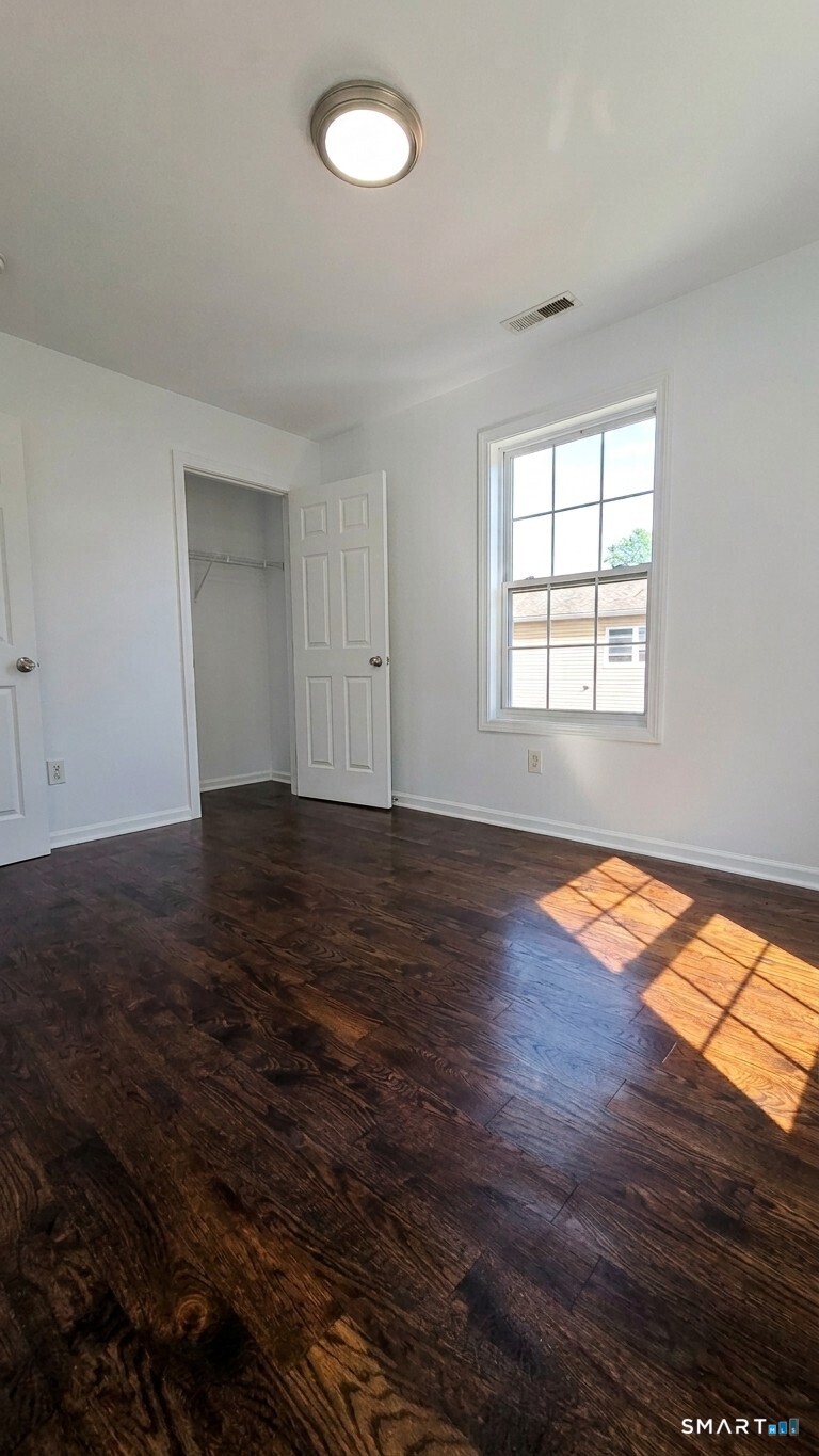175 Harding Avenue Property Photo 9