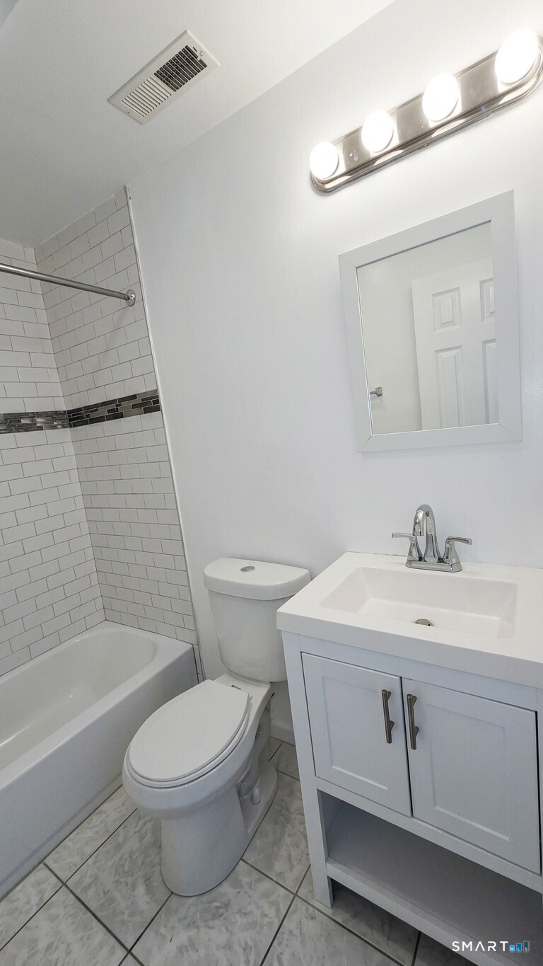 175 Harding Avenue Property Photo 12