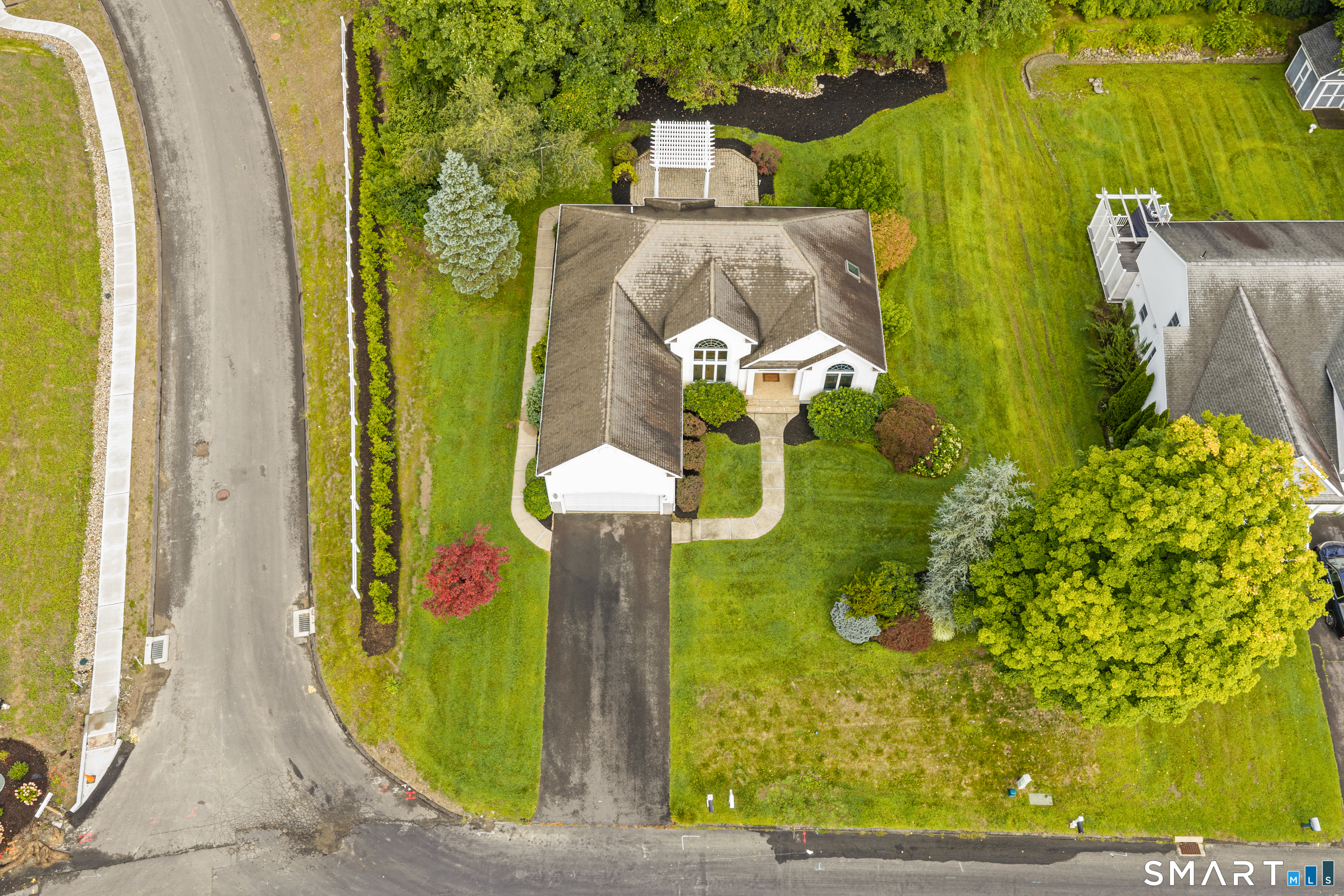 116 Pond View Drive Property Photo 2