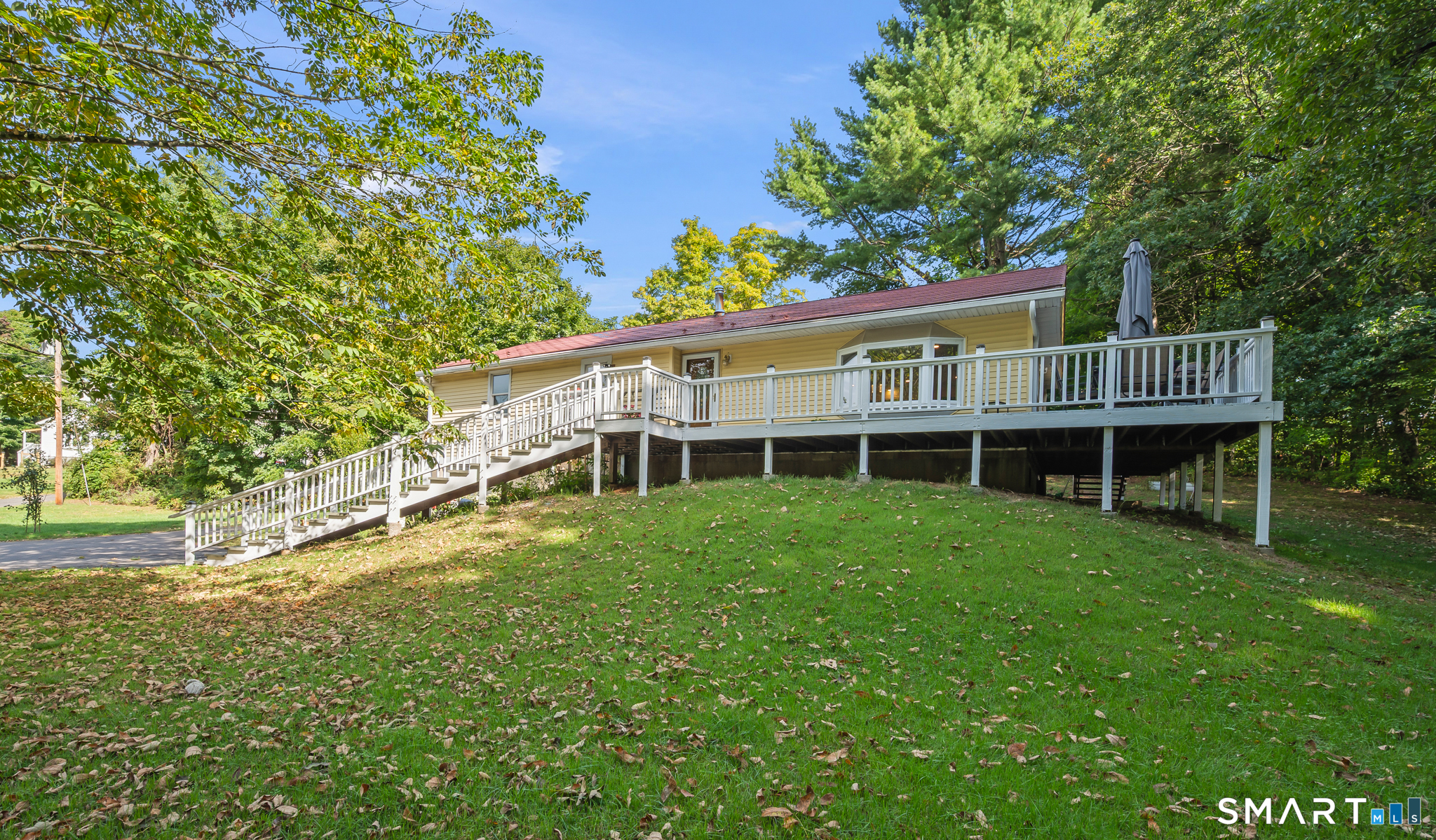 6 Dennis Lane Property Photo 1