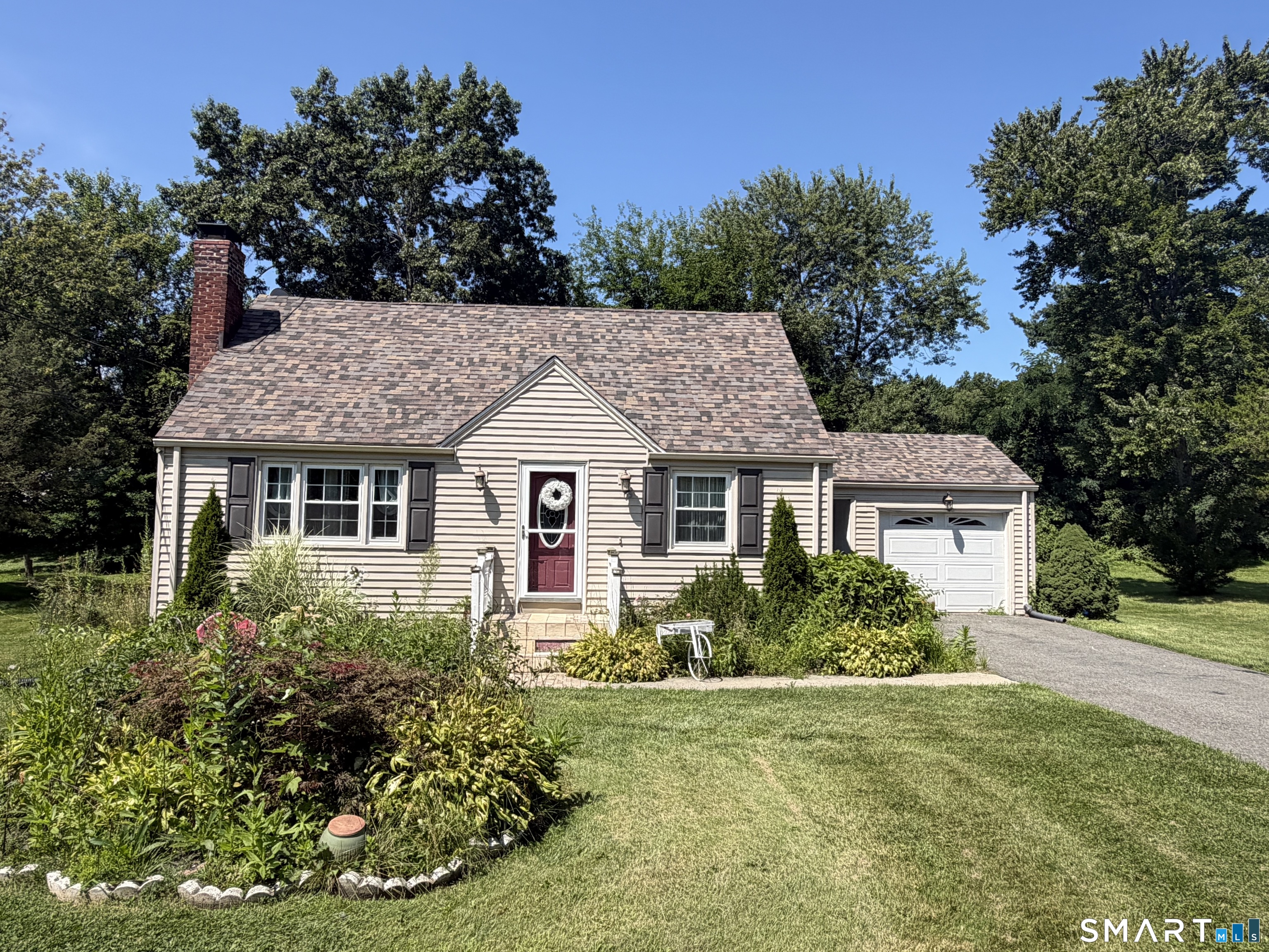 905 Plymouth Street Property Photo 15