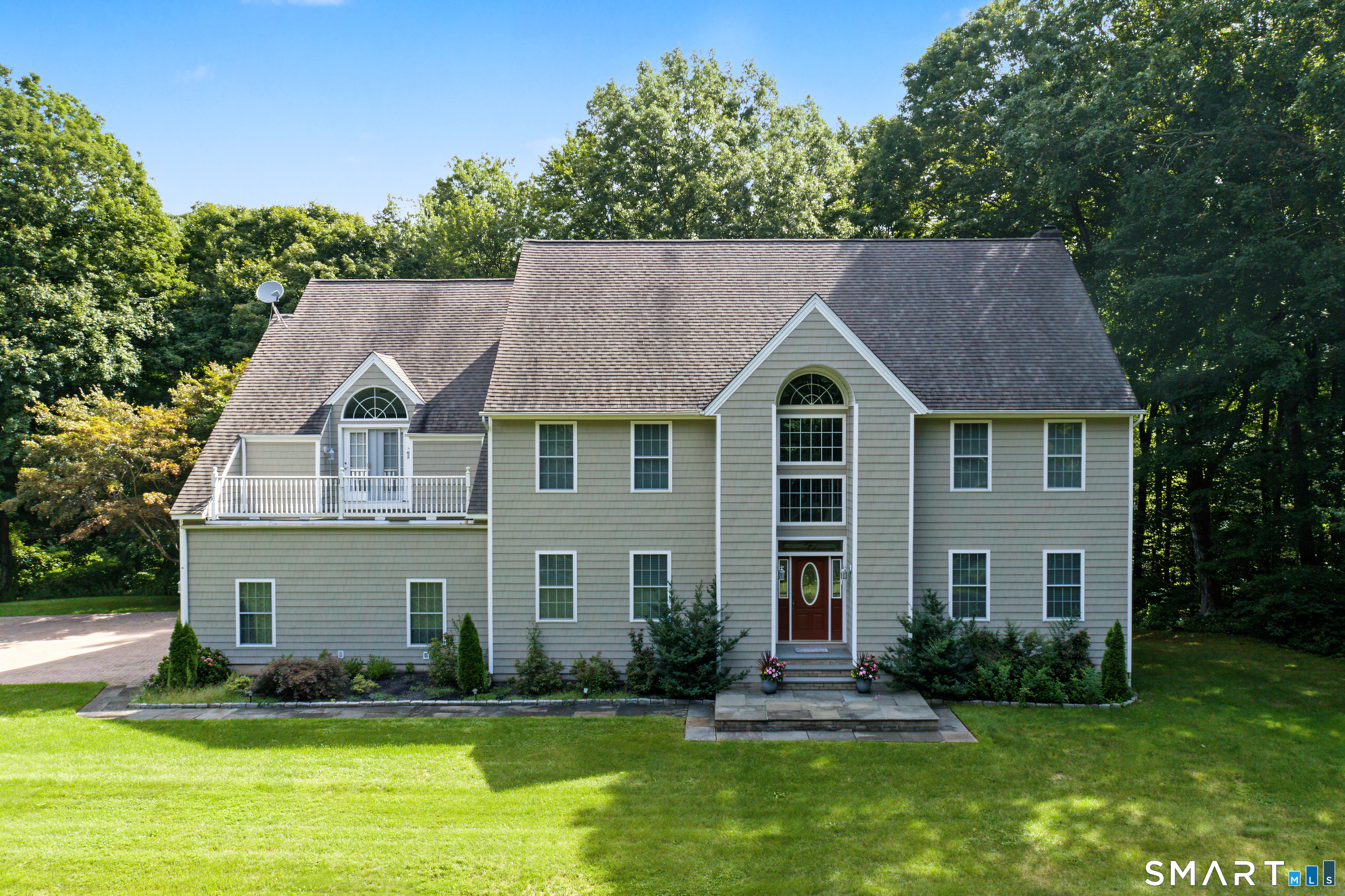 420 Summer Hill Road Property Photo 1