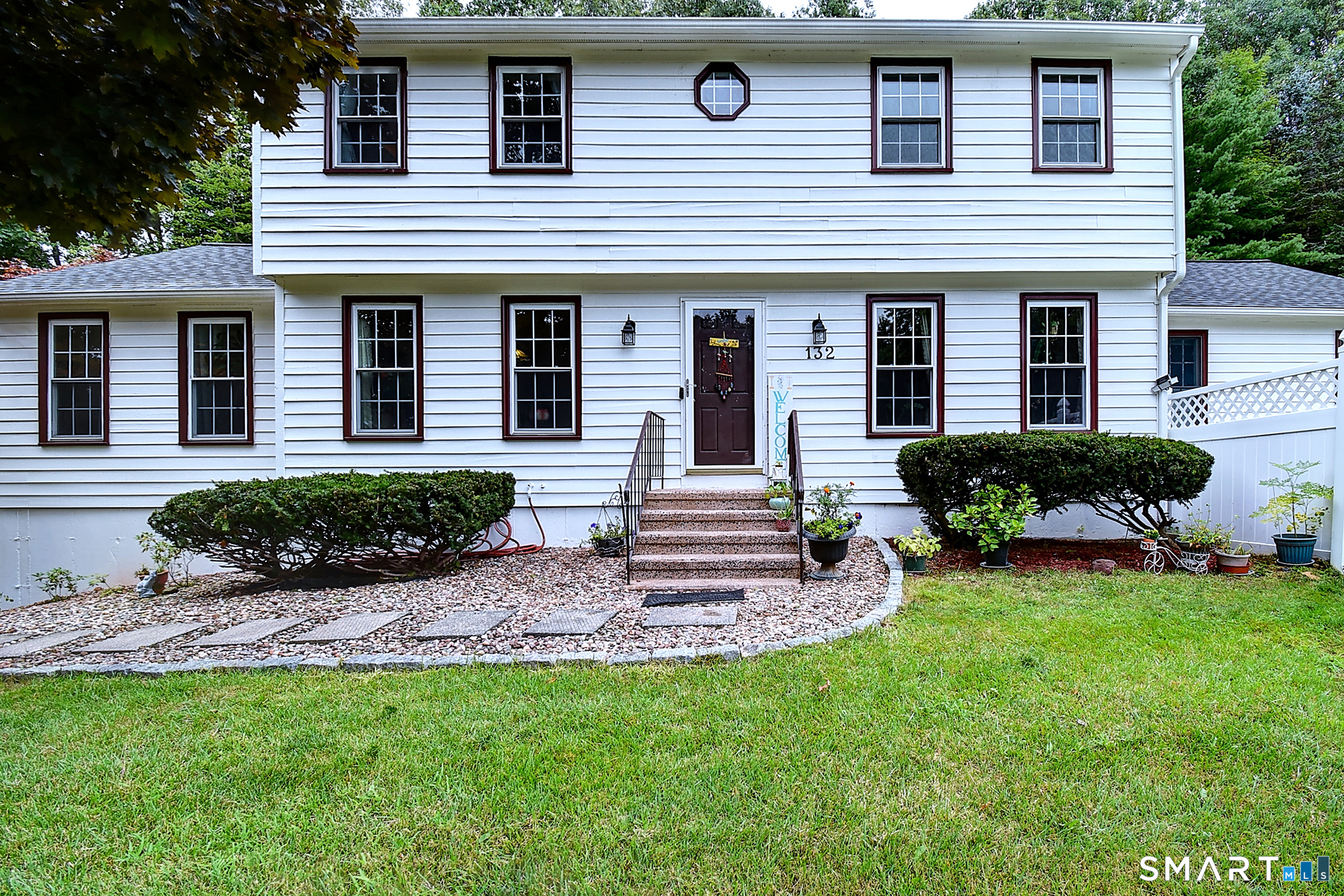 132 Woodfield Crossing Property Photo 1