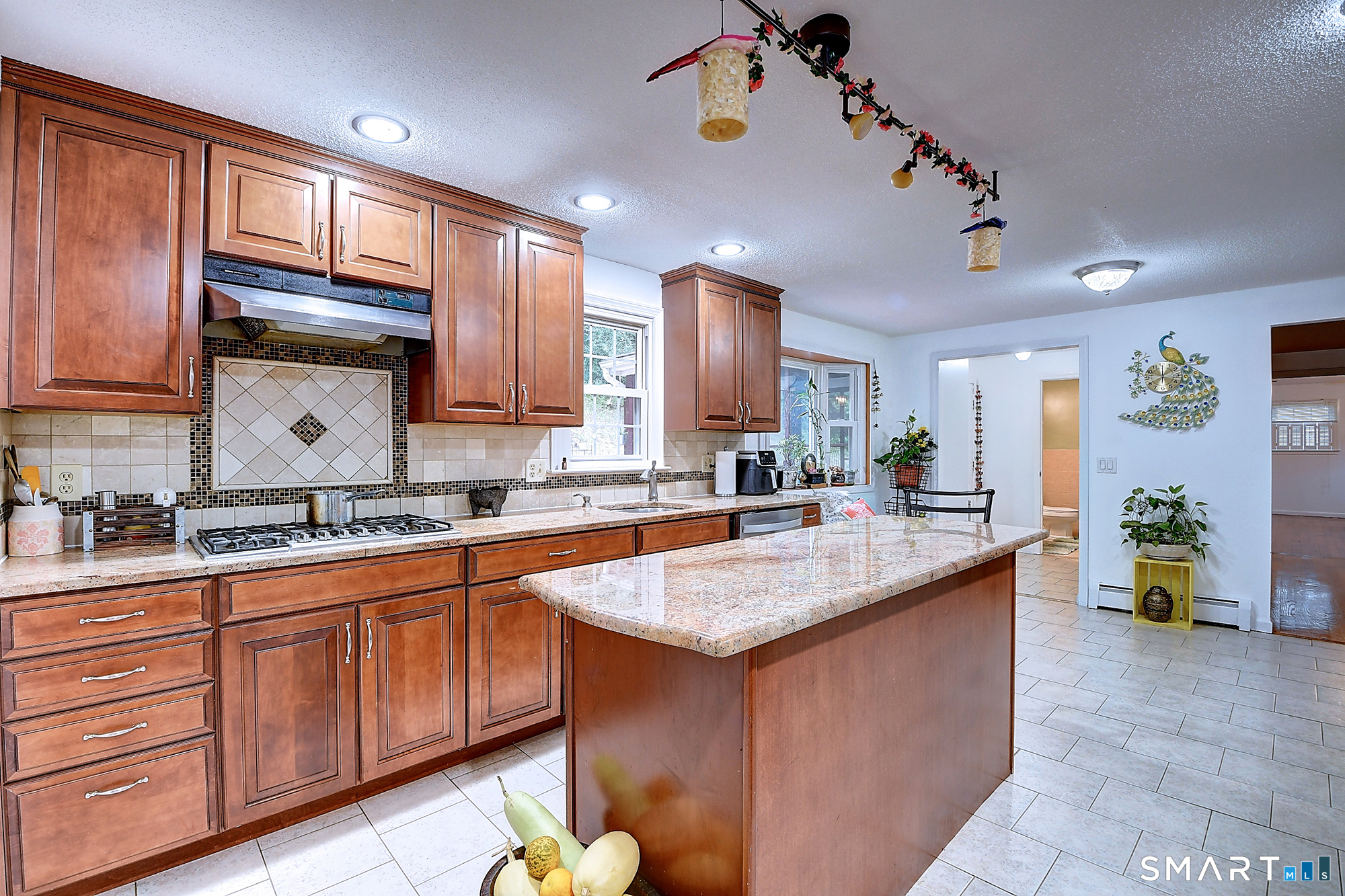 132 Woodfield Crossing Property Photo 14