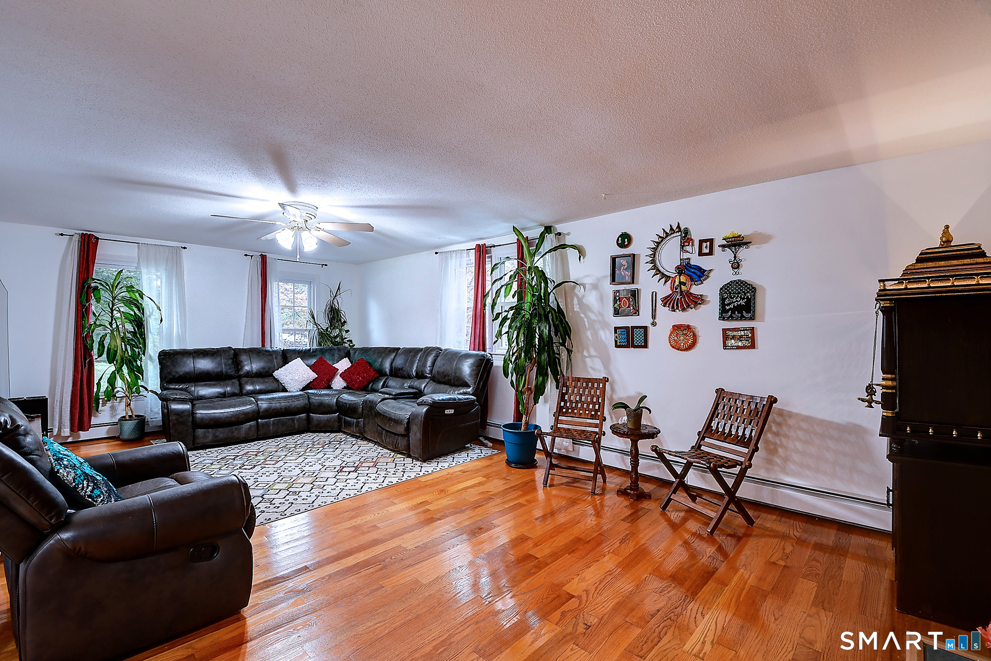 132 Woodfield Crossing Property Photo 18
