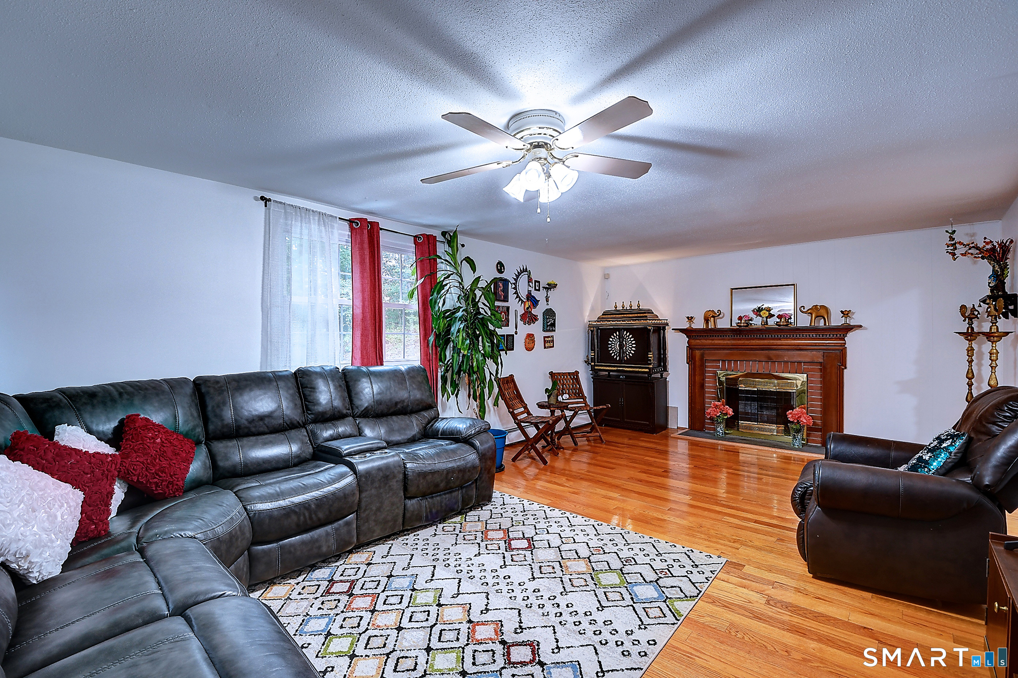 132 Woodfield Crossing Property Photo 19