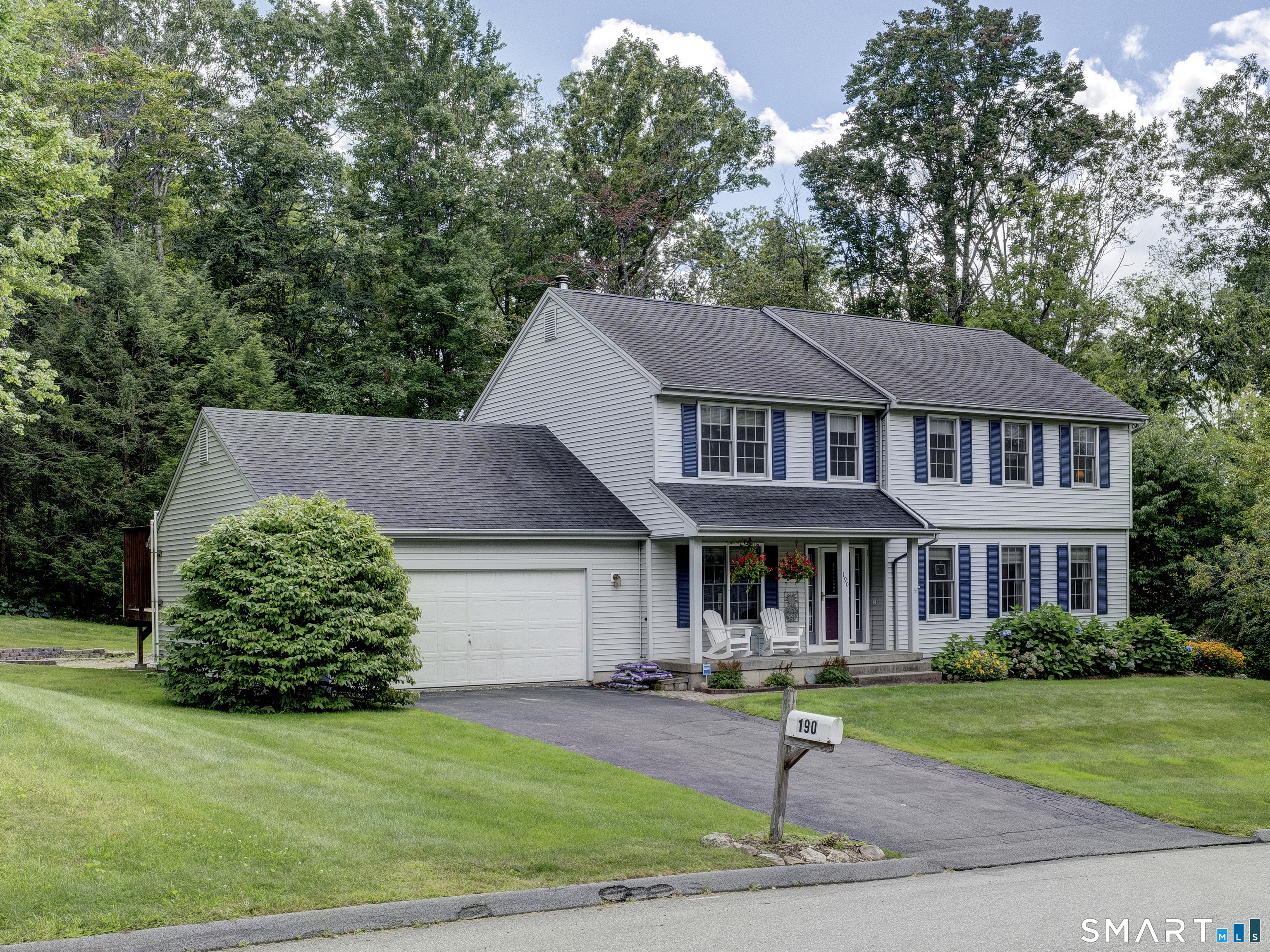 190 Upper Valley Road Property Photo 2