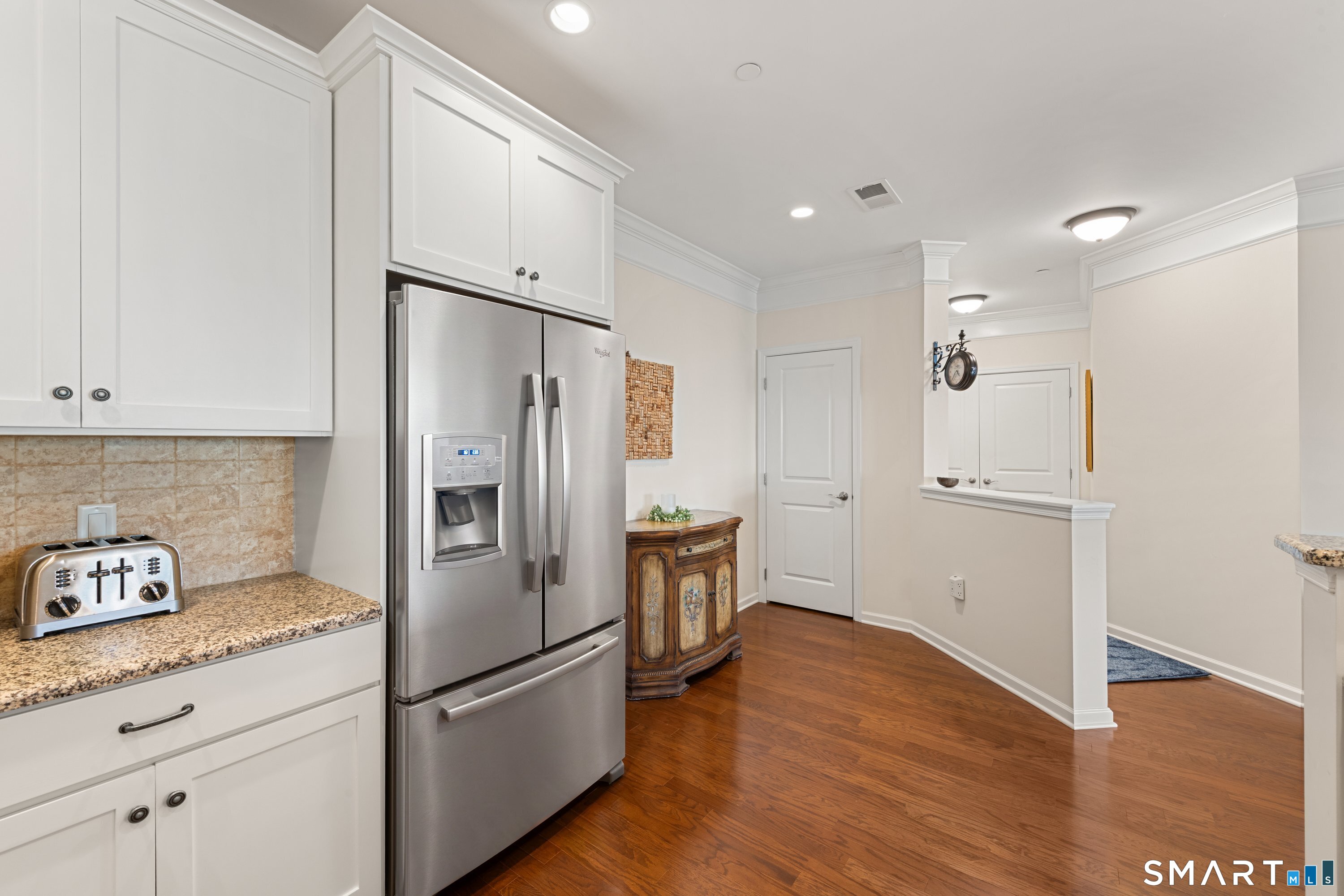 714 Center Meadow 714 Lane Property Photo 4