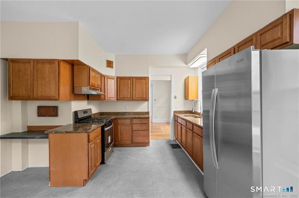 167 Norton 1st Flr Street Property Photo 1