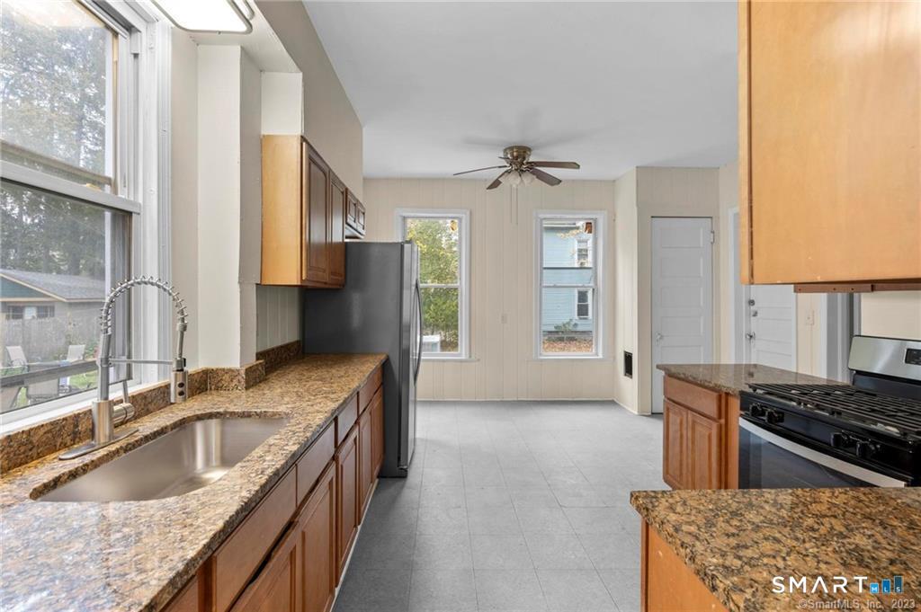167 Norton 1st Flr Street Property Photo 3