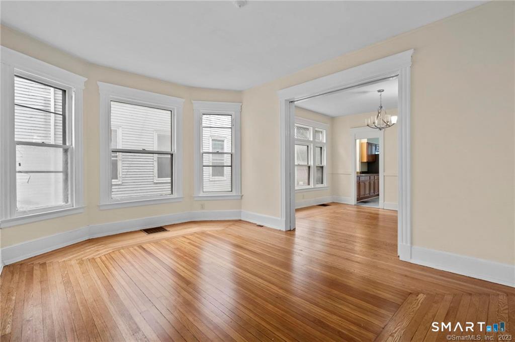 167 Norton 1st Flr Street Property Photo 15