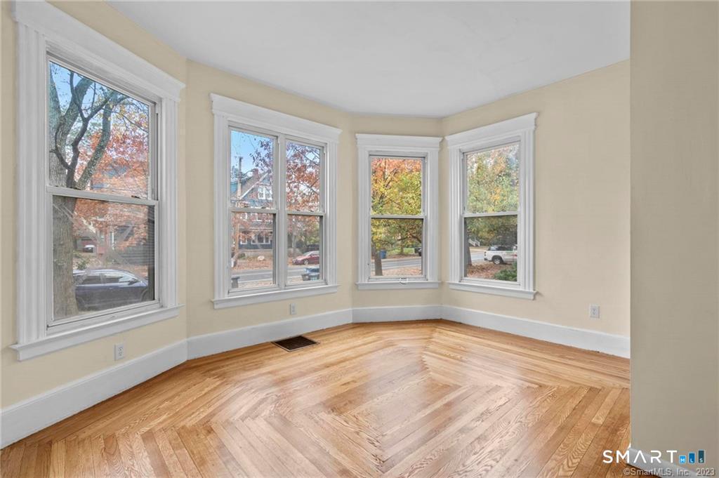 167 Norton 1st Flr Street Property Photo 17