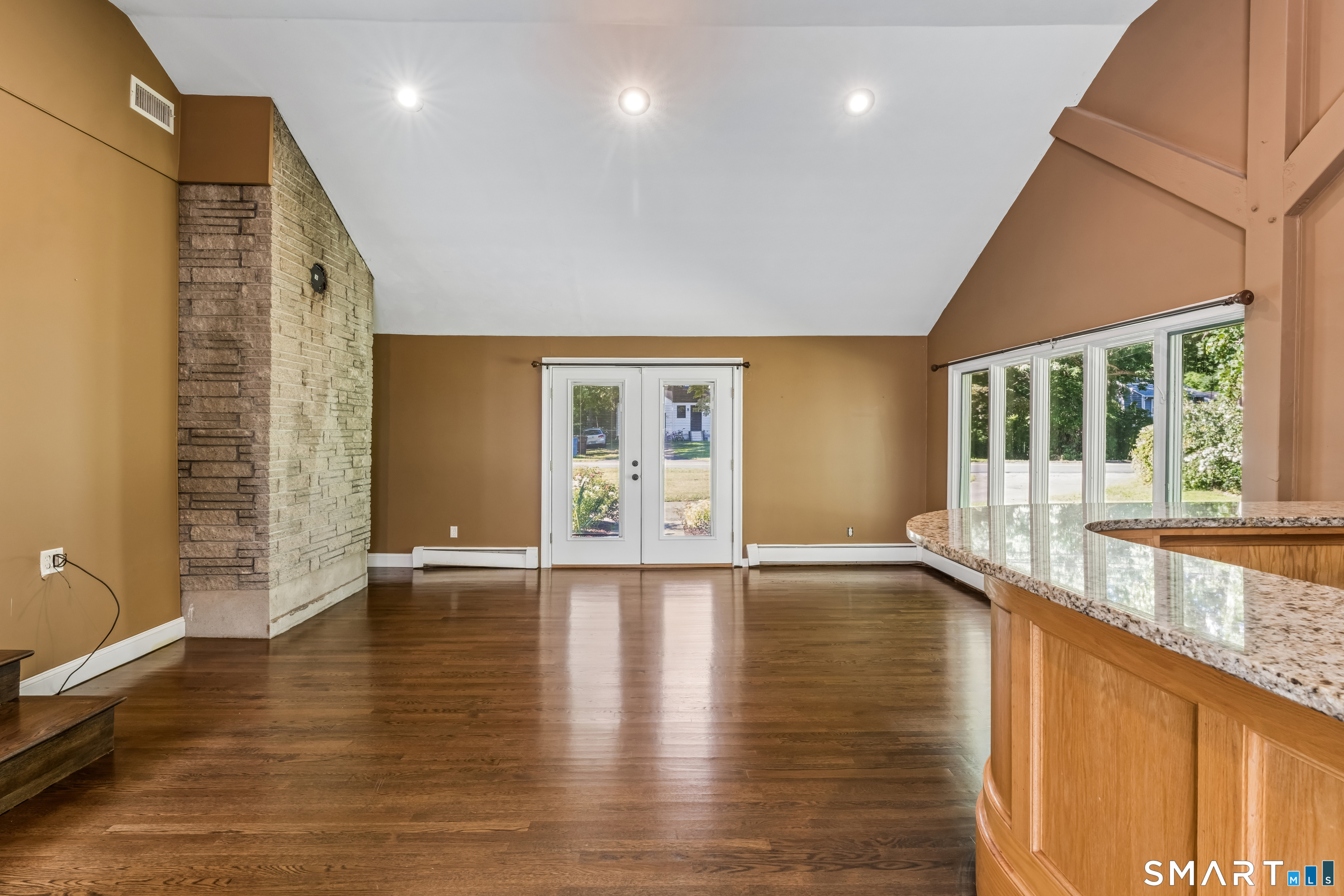 41 Federal Road Property Photo 8