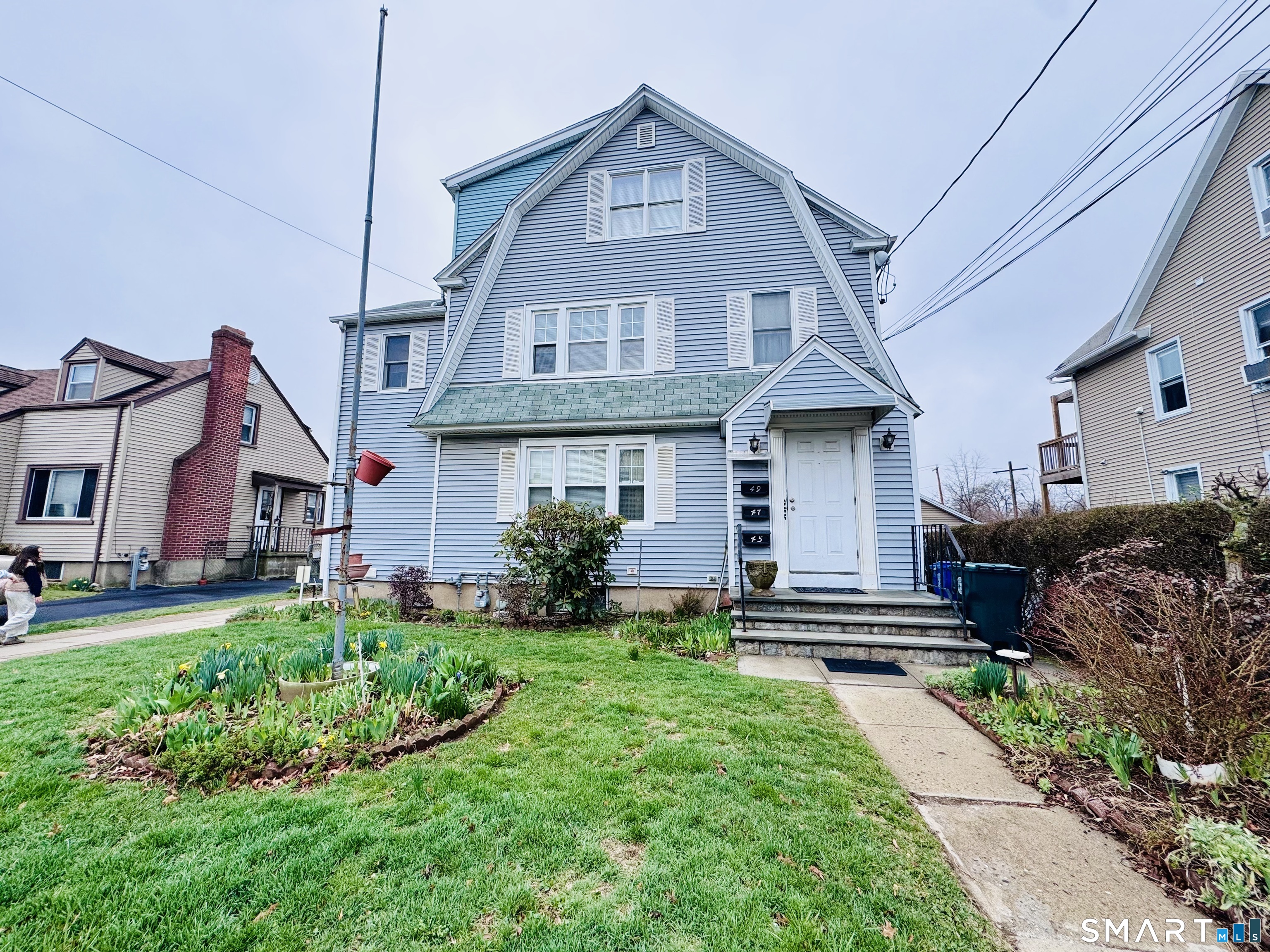 47 Clover Street Property Photo 1