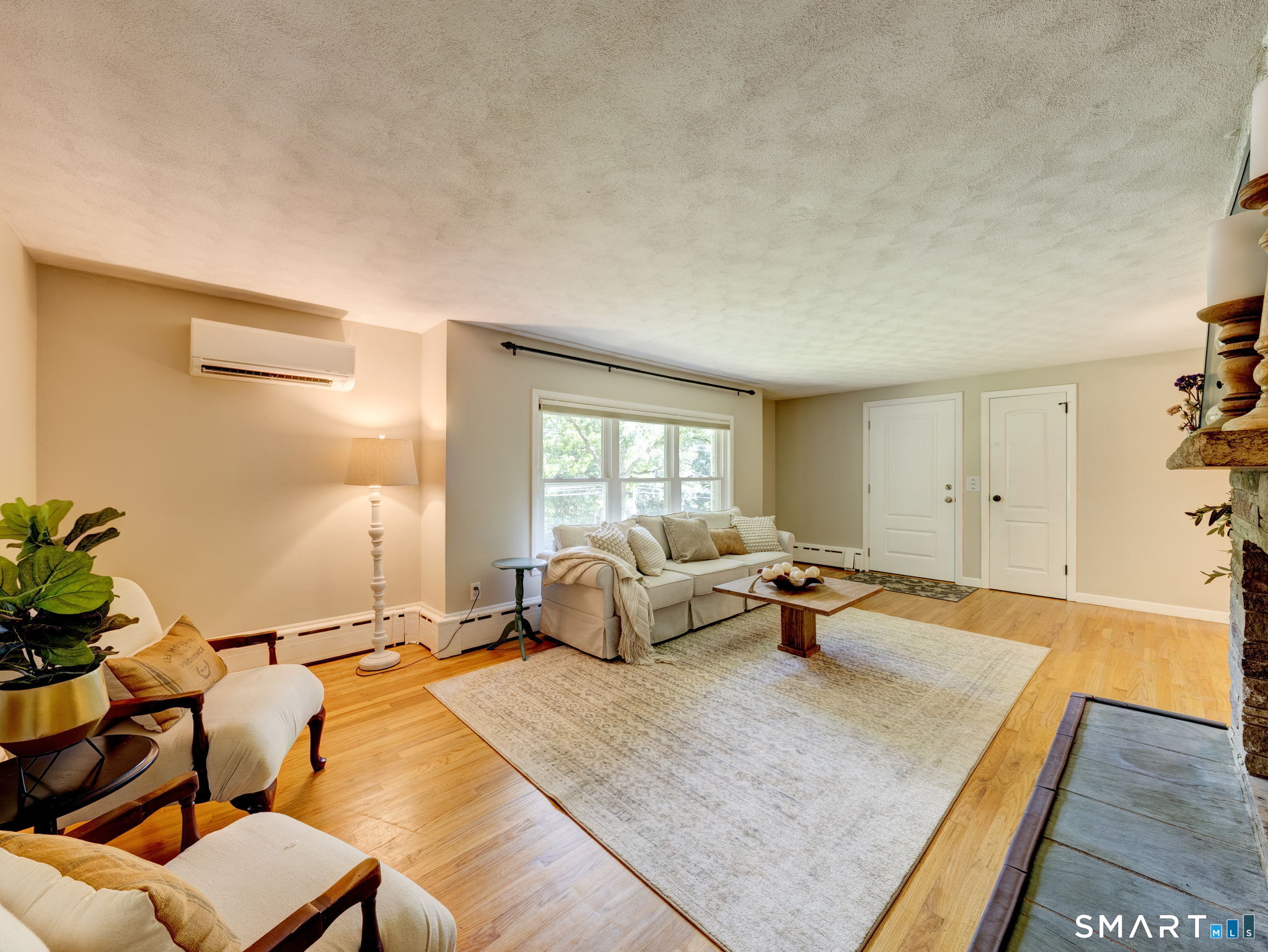 1029 Hopewell Road Property Photo 4