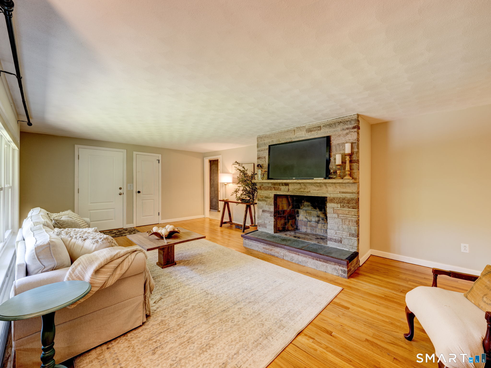 1029 Hopewell Road Property Photo 5