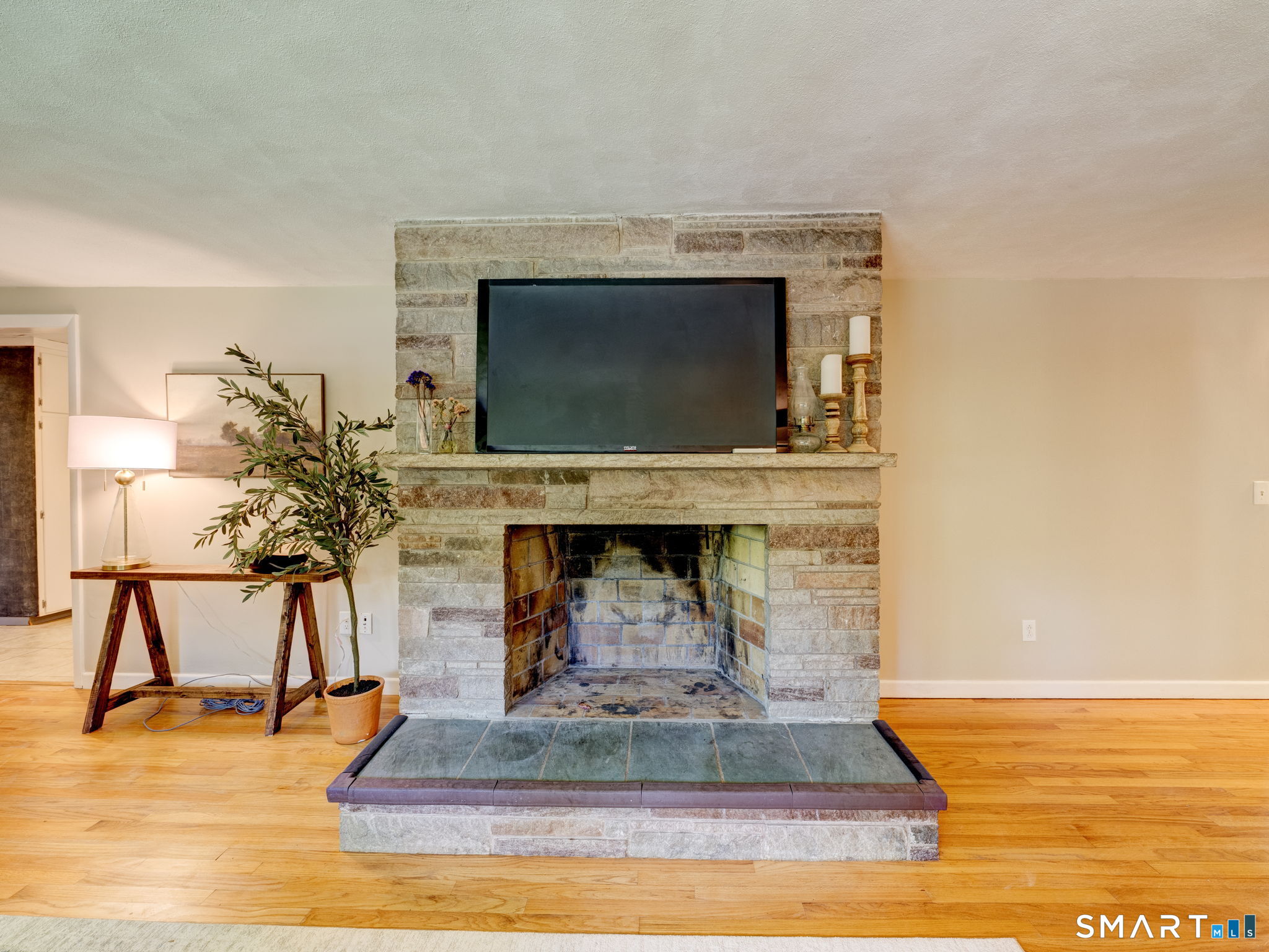 1029 Hopewell Road Property Photo 6