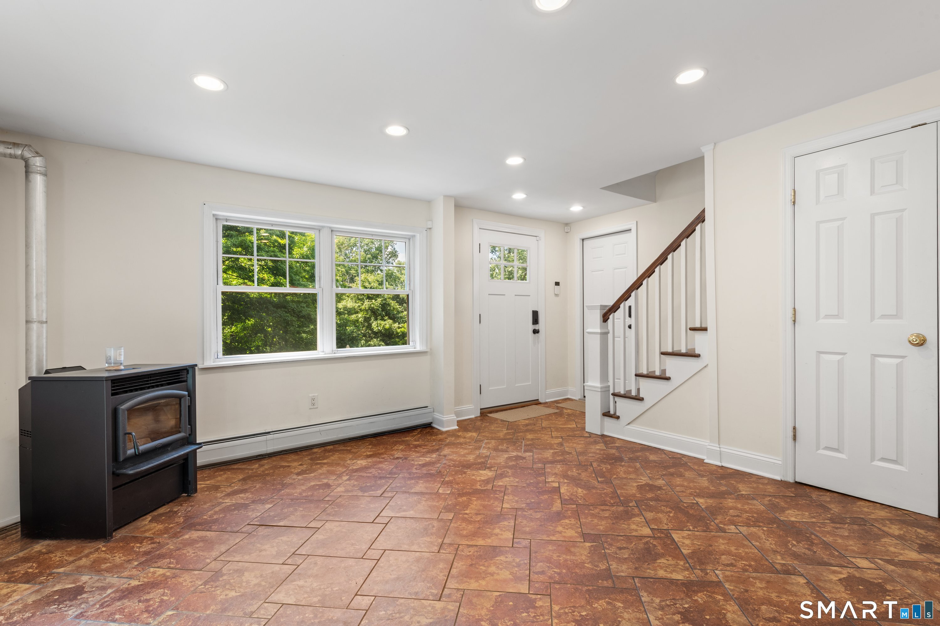 56 Whippoorwill Road Property Photo 4
