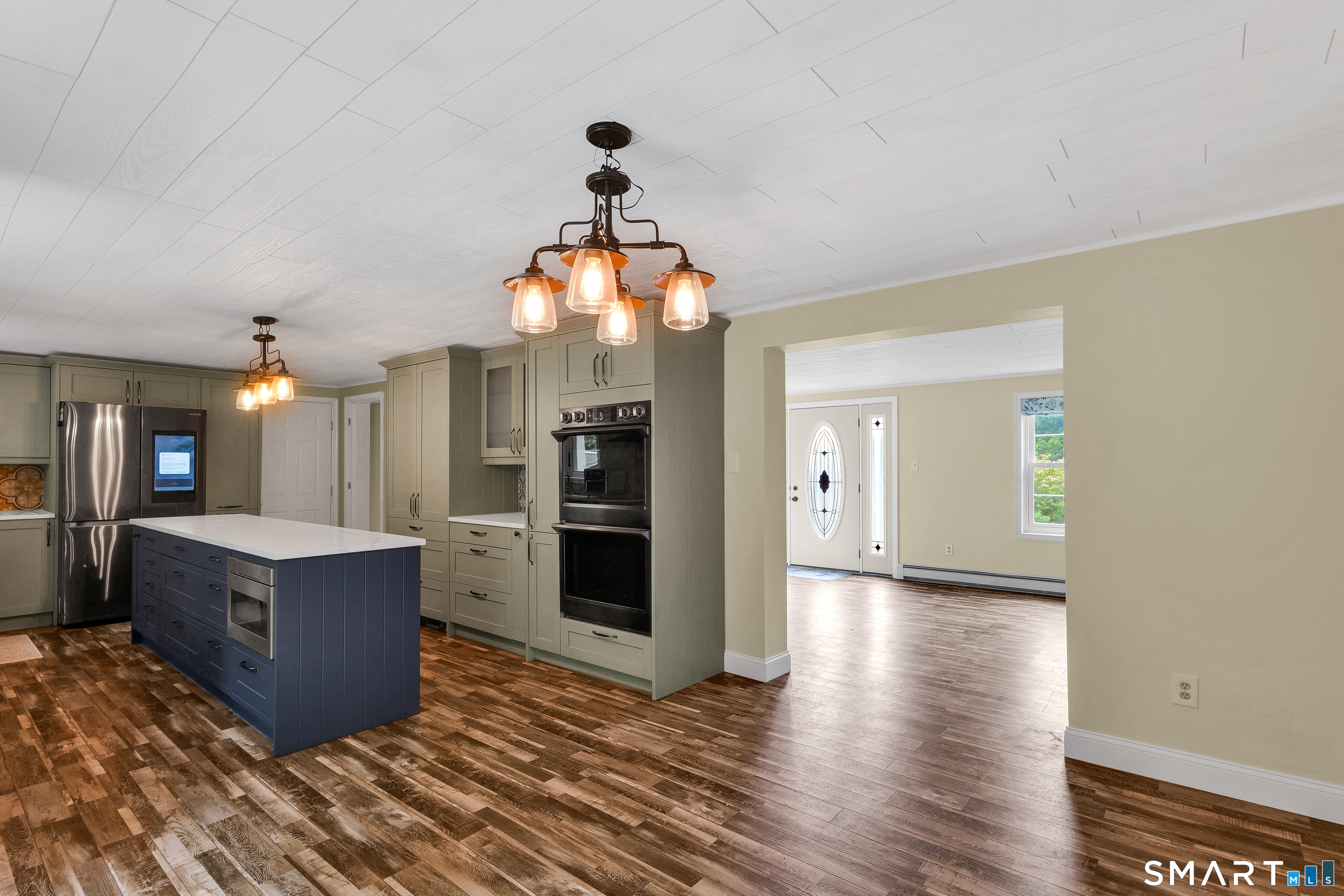 9 Candlewood Lane Property Photo 4