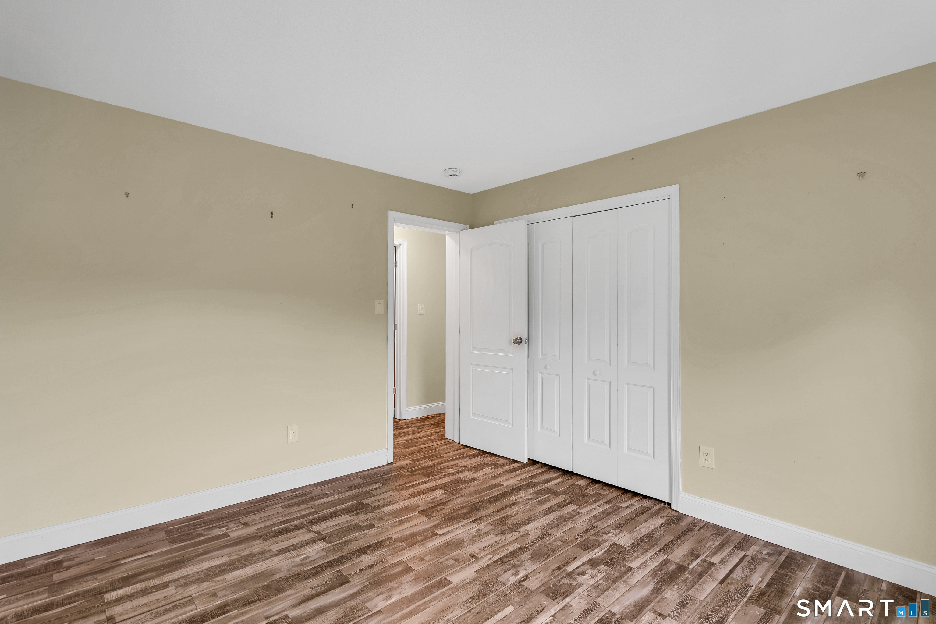 9 Candlewood Lane Property Photo 17