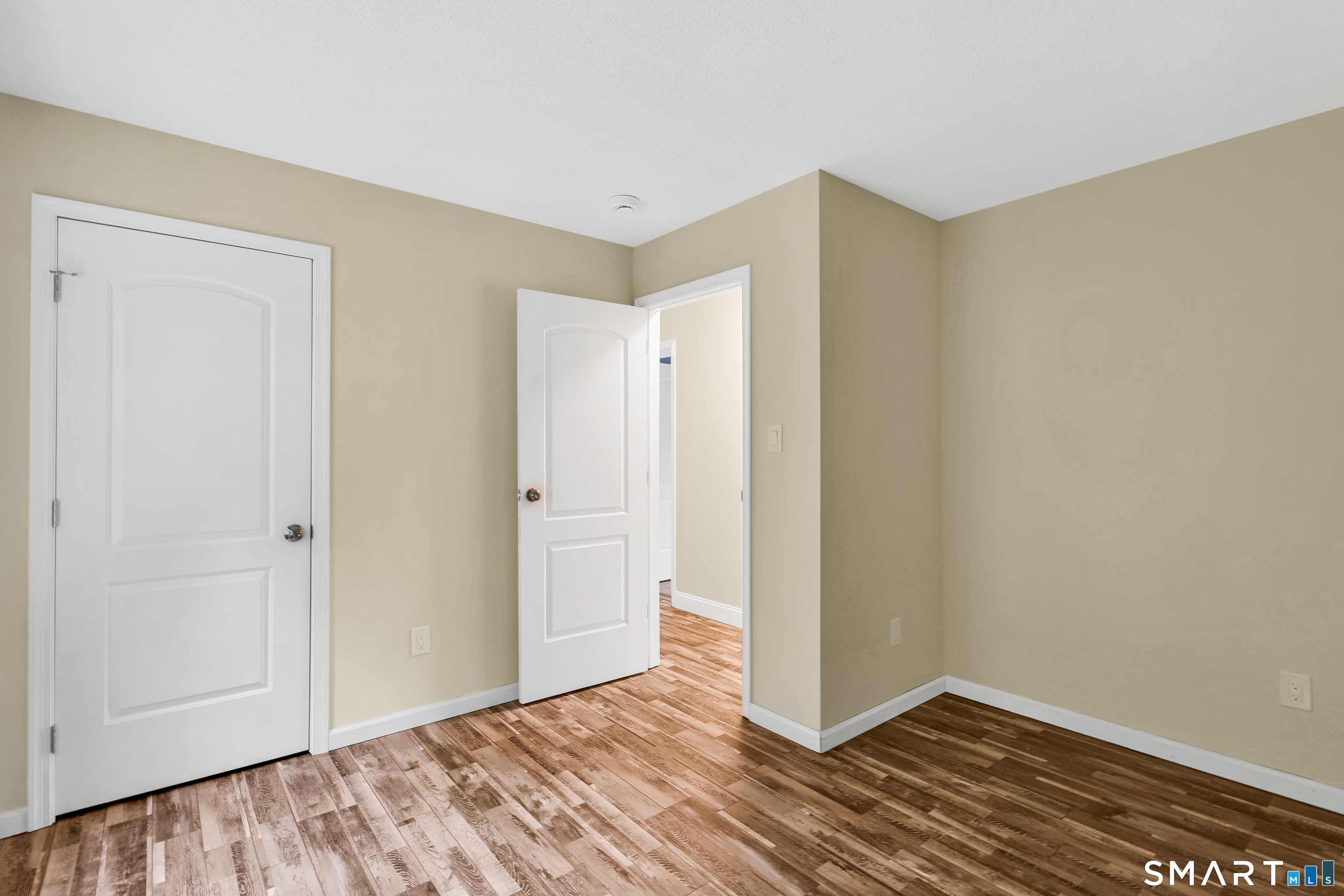 9 Candlewood Lane Property Photo 23