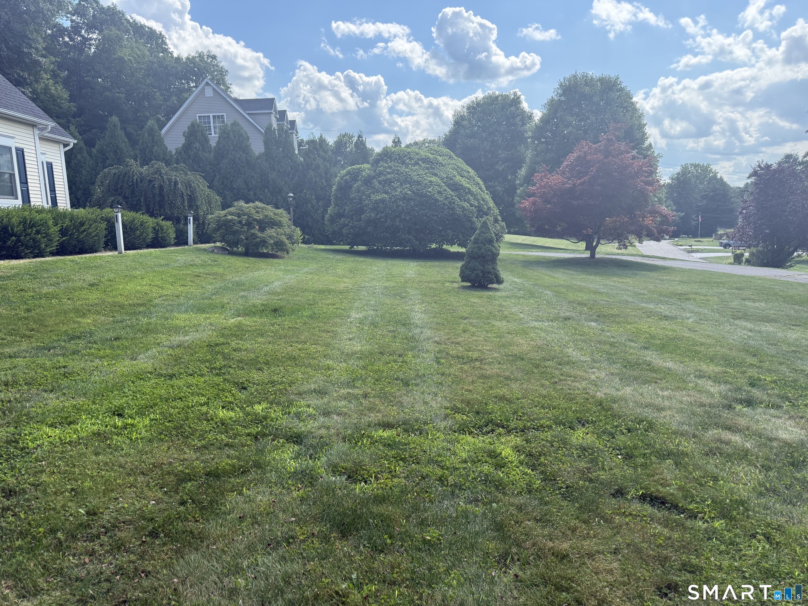 9 Candlewood Lane Property Photo 39