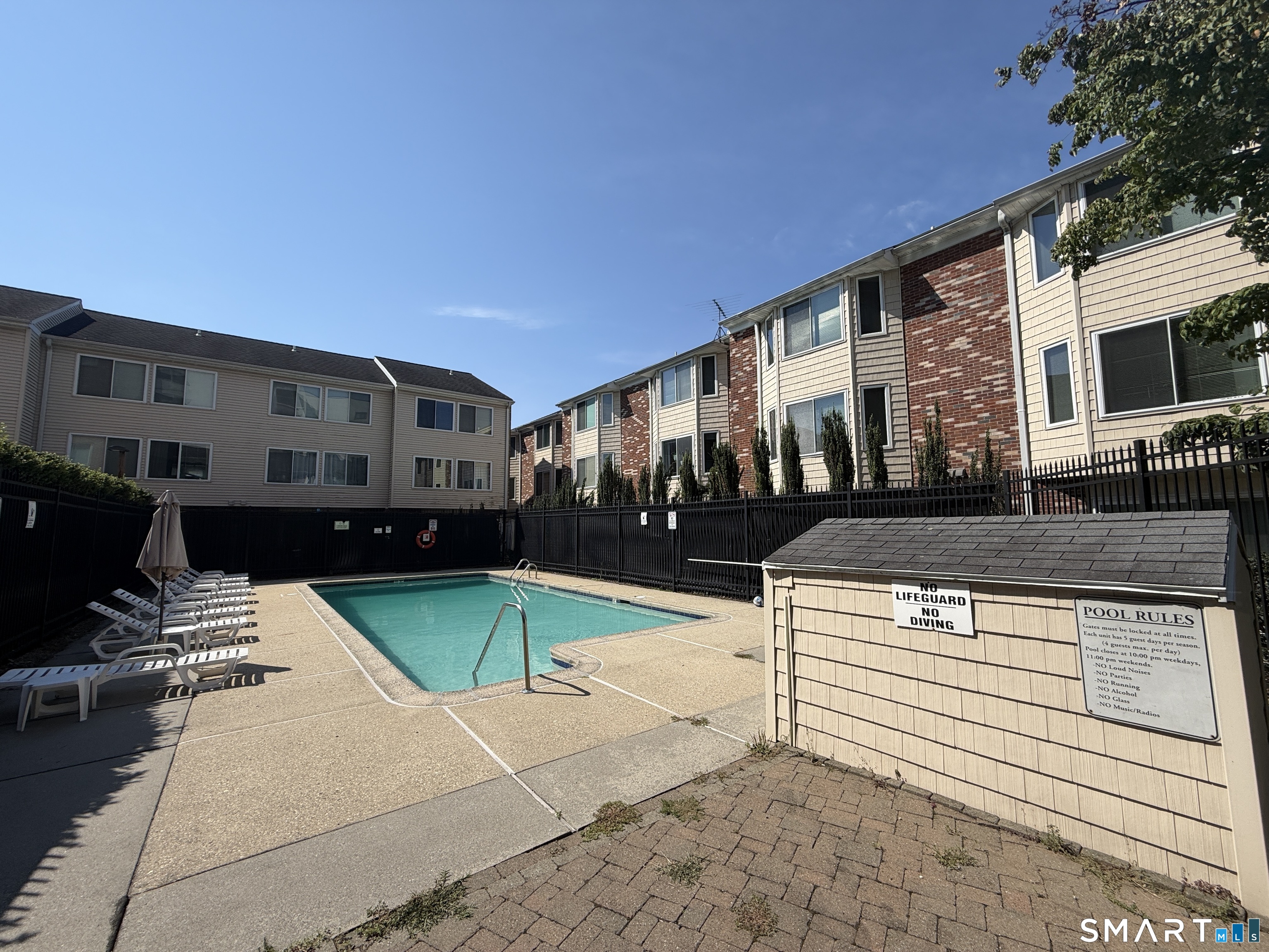 1611 Washington 302 Boulevard Property Photo 2