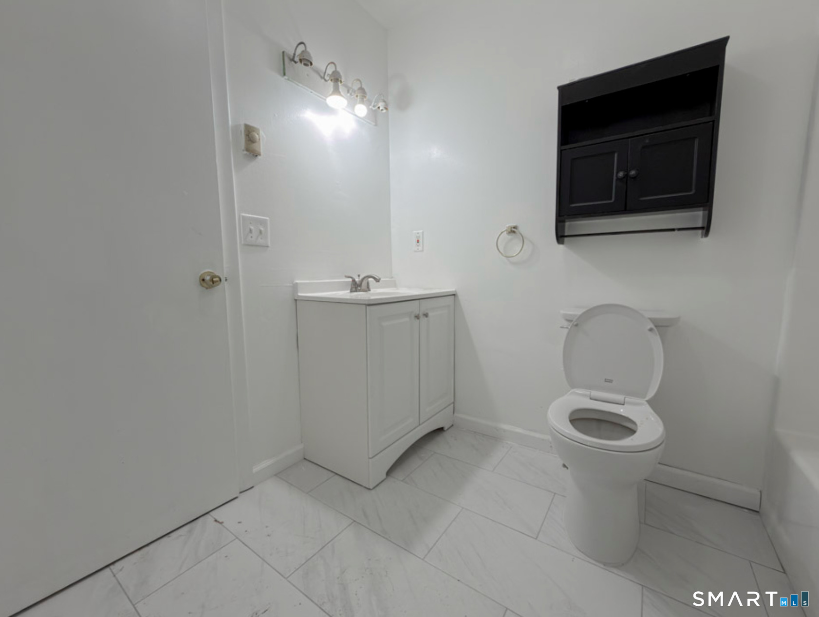 28 Santoro Street Property Photo 7