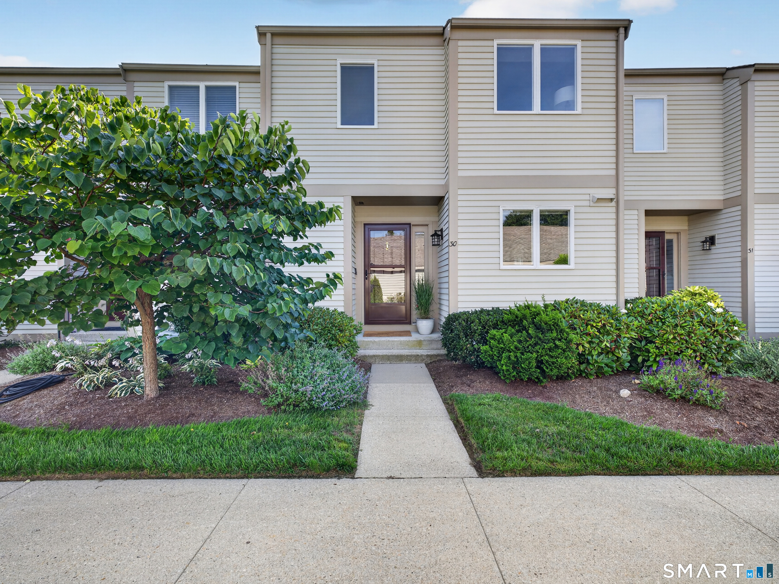 100 Dudley F30 Avenue Property Photo 3