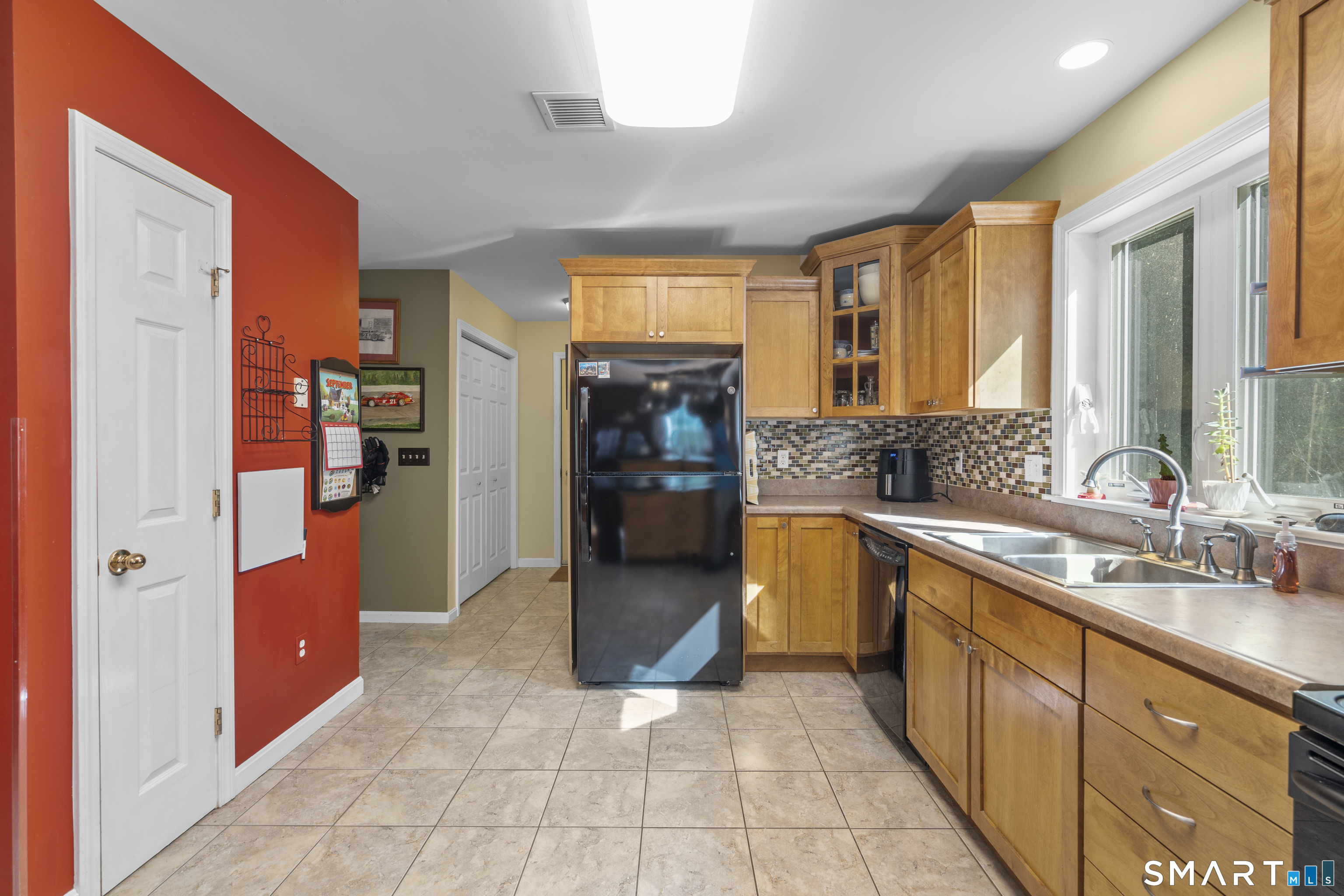 69 Pautipaug Hill Road Property Photo 13