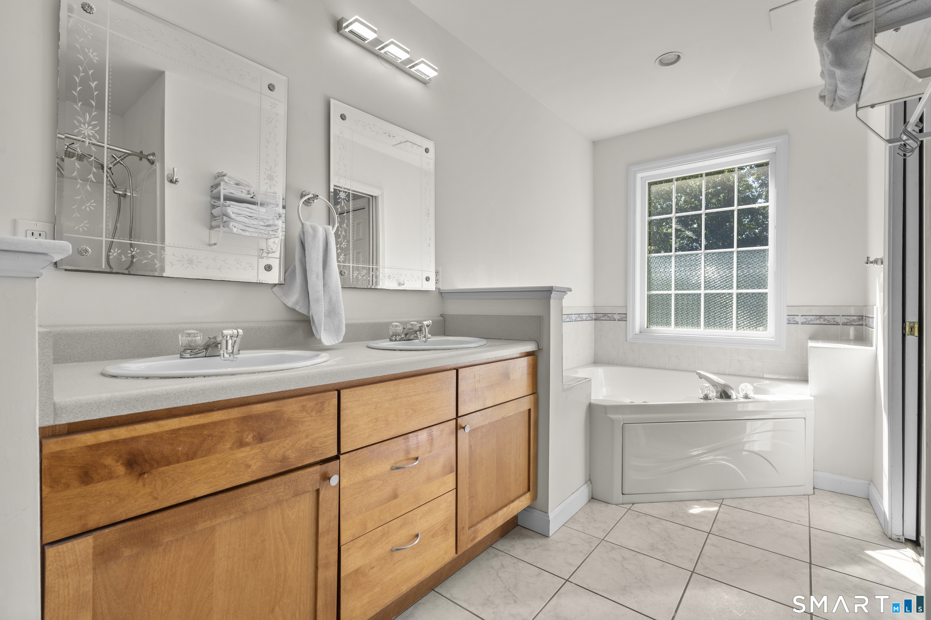 69 Pautipaug Hill Road Property Photo 23