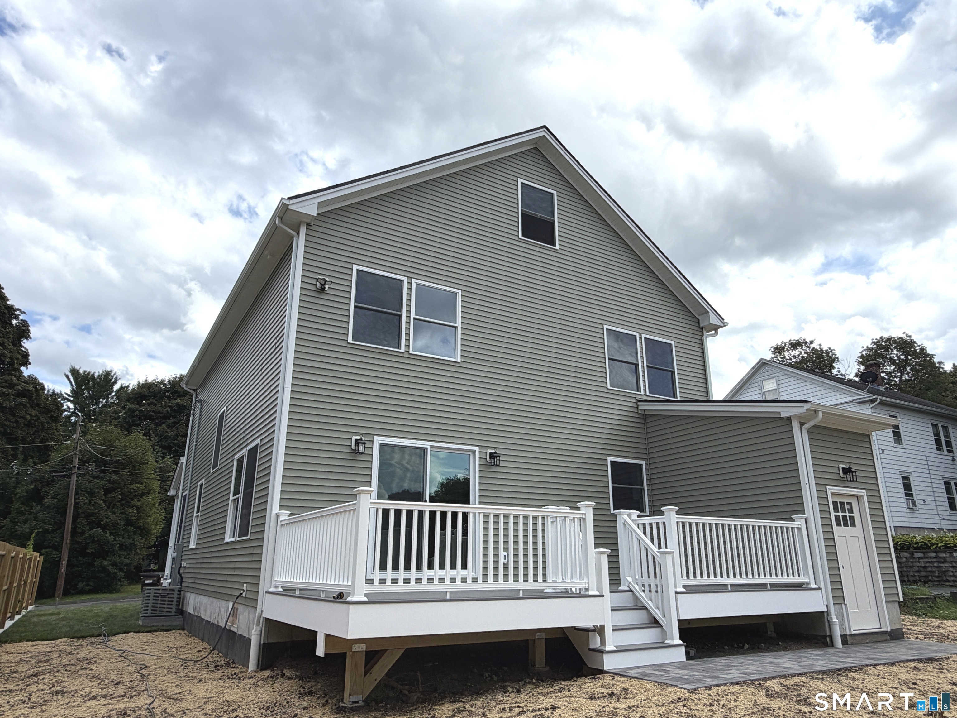 17 Dracut Avenue Property Photo 4