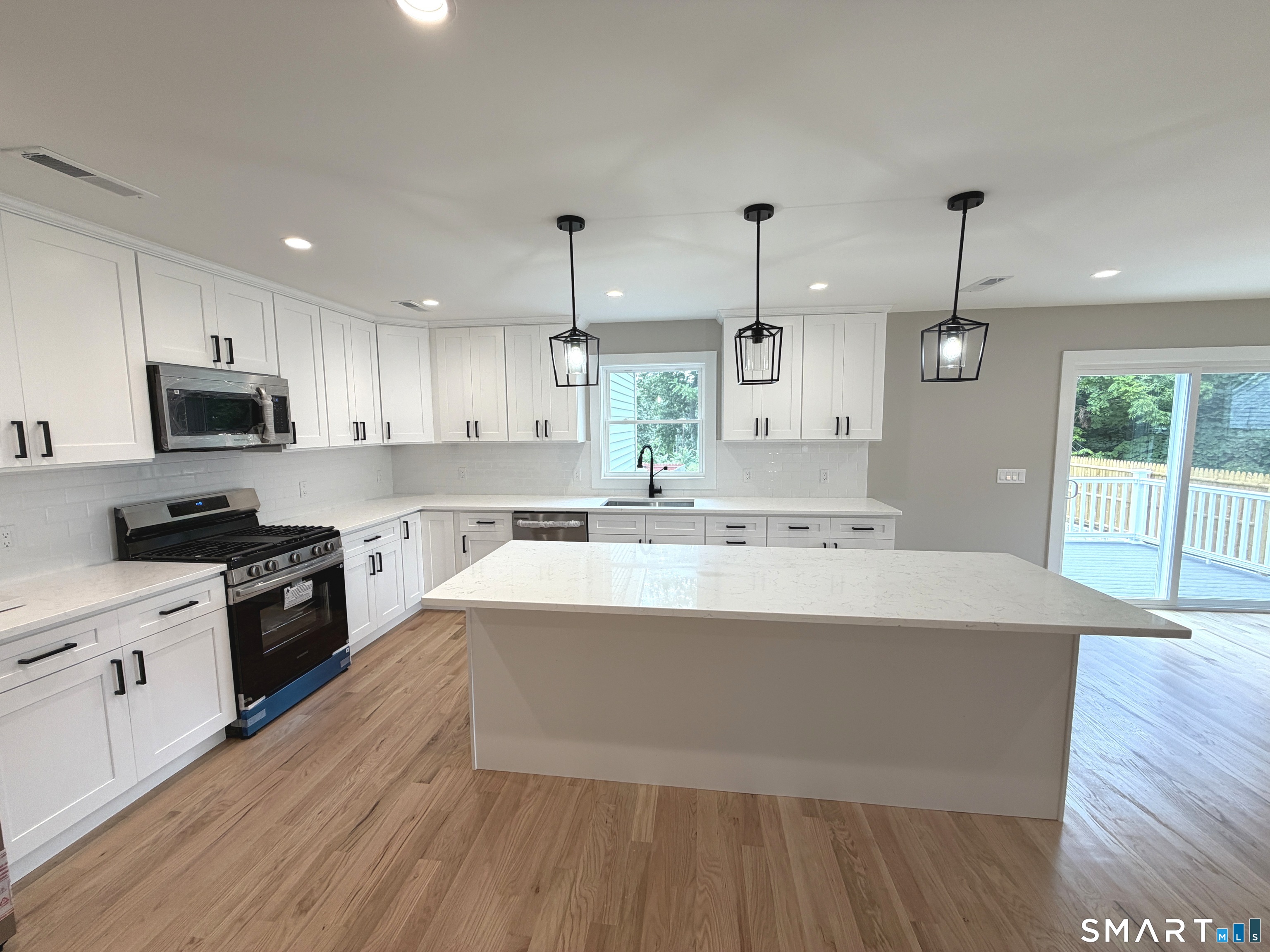 17 Dracut Avenue Property Photo 11