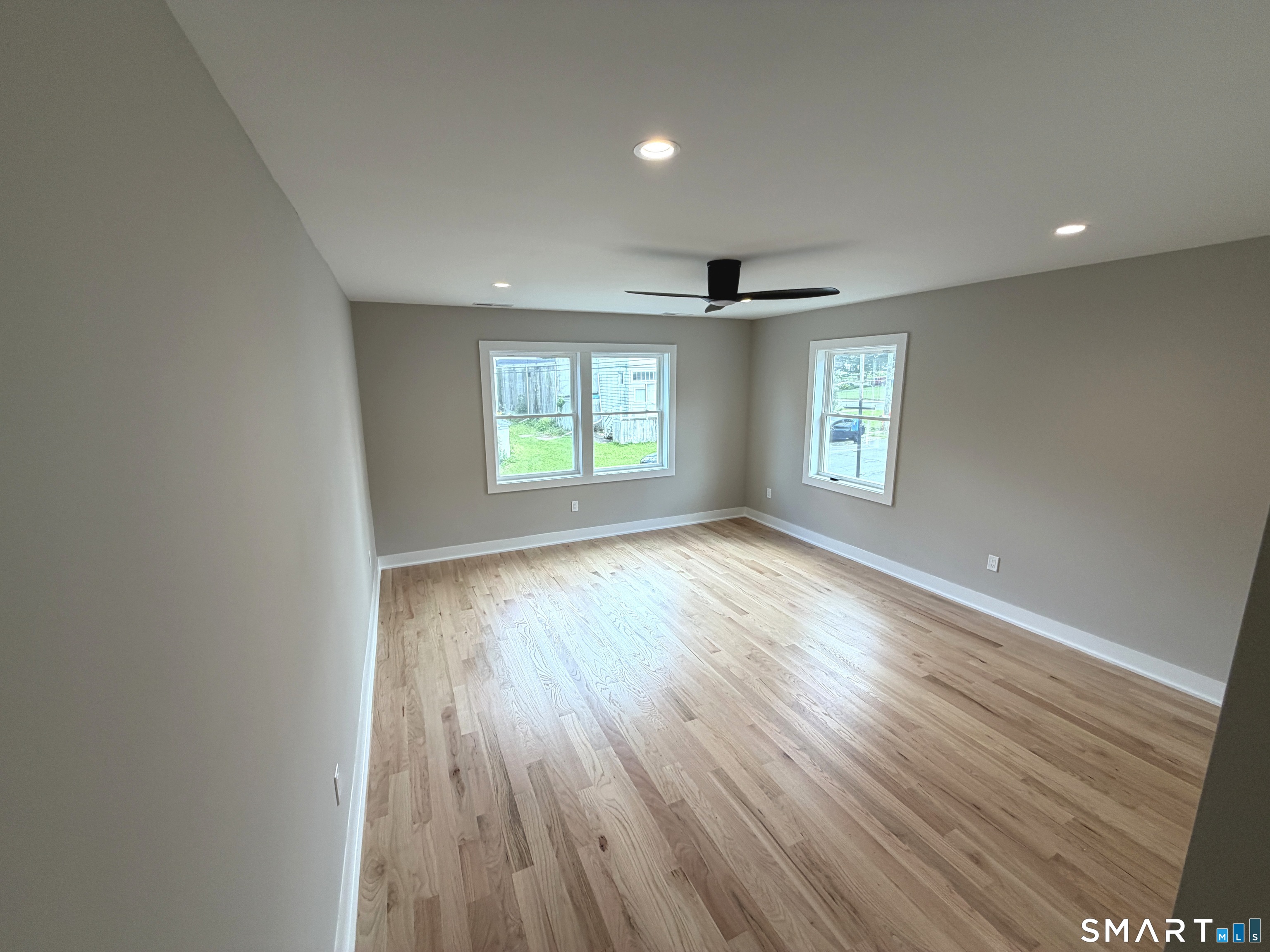 17 Dracut Avenue Property Photo 18
