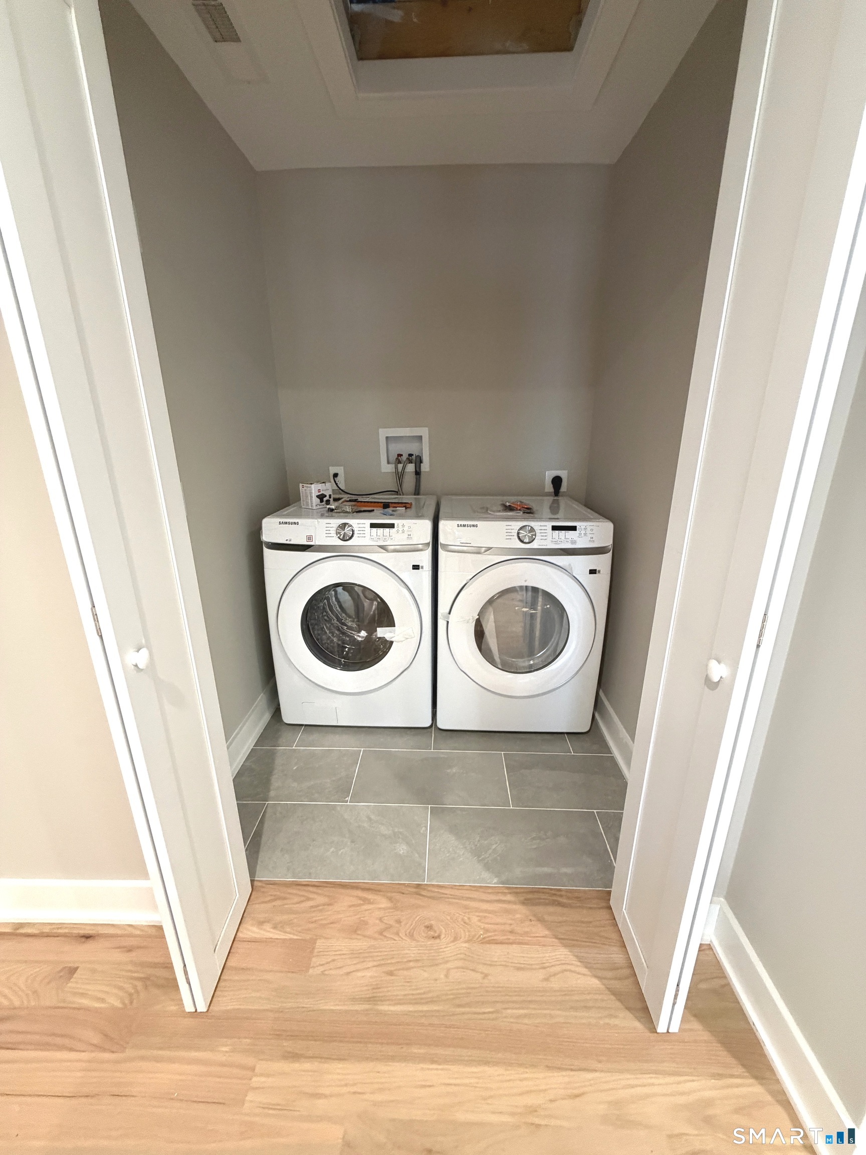17 Dracut Avenue Property Photo 24
