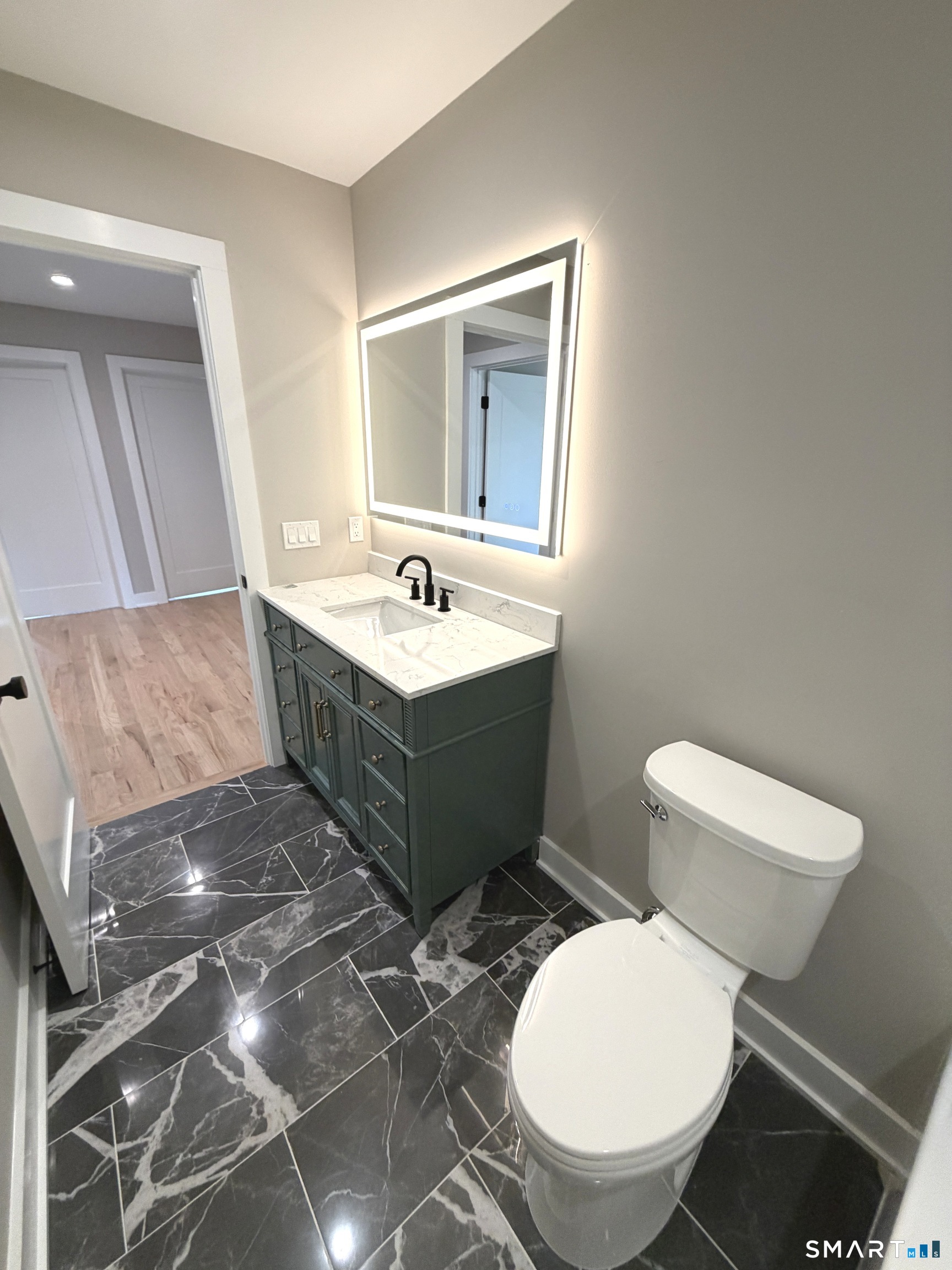 17 Dracut Avenue Property Photo 27