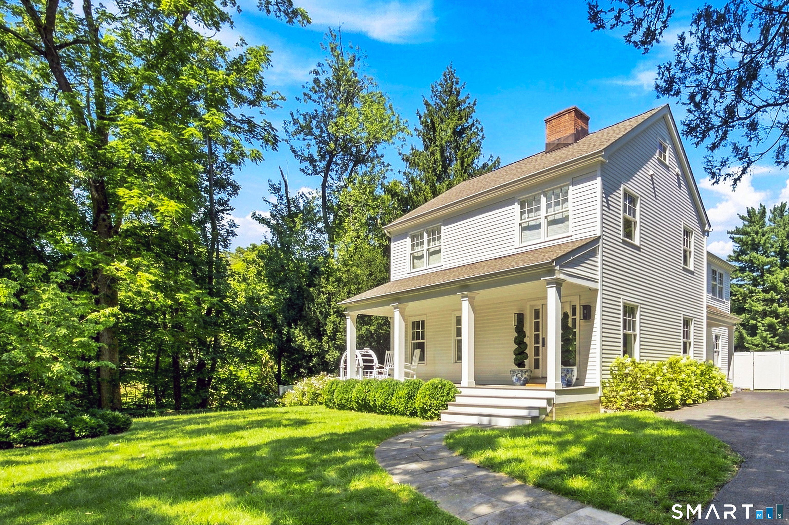 28 Old Norwalk Road Property Photo 2