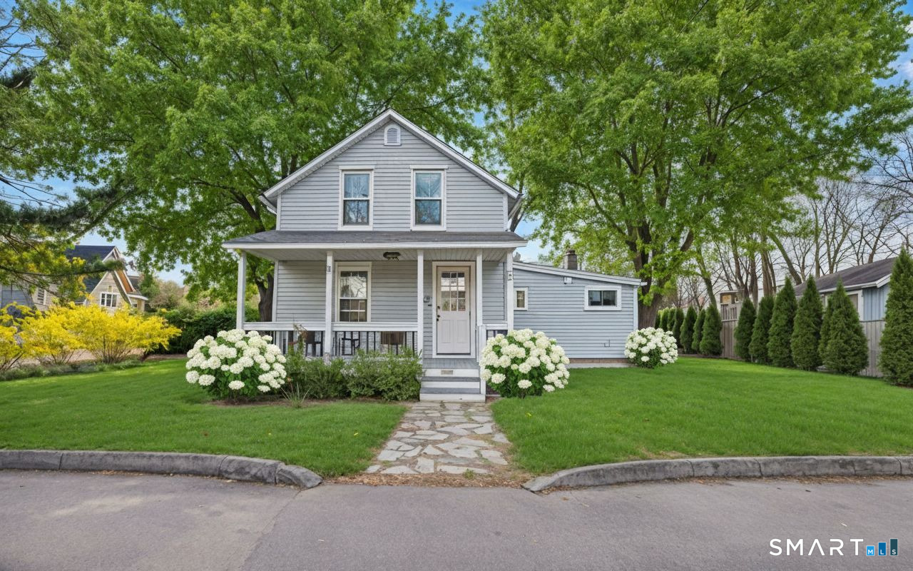 53 Maple Street Property Photo 1