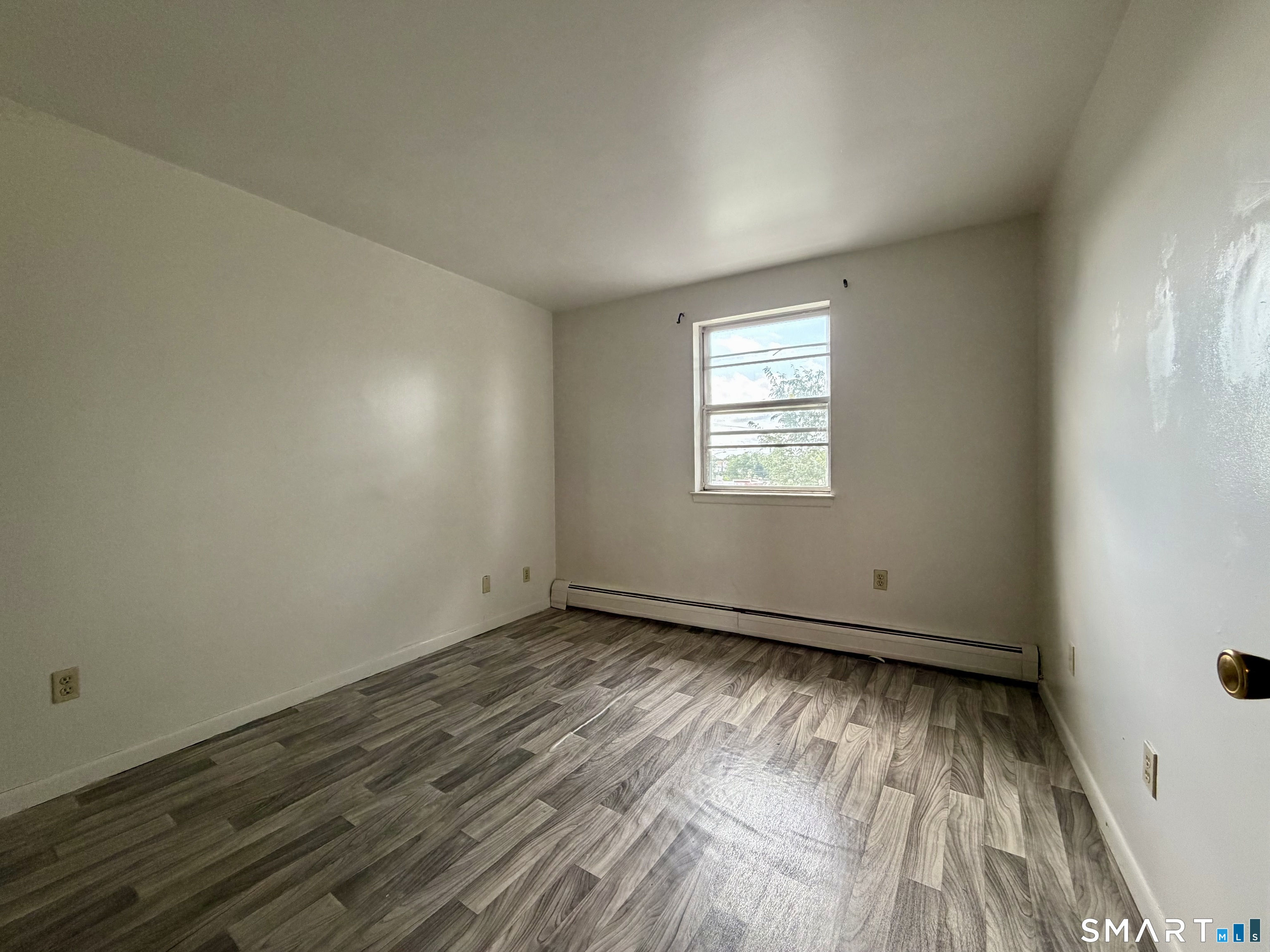 85-87 Union C5 Avenue Property Photo 2