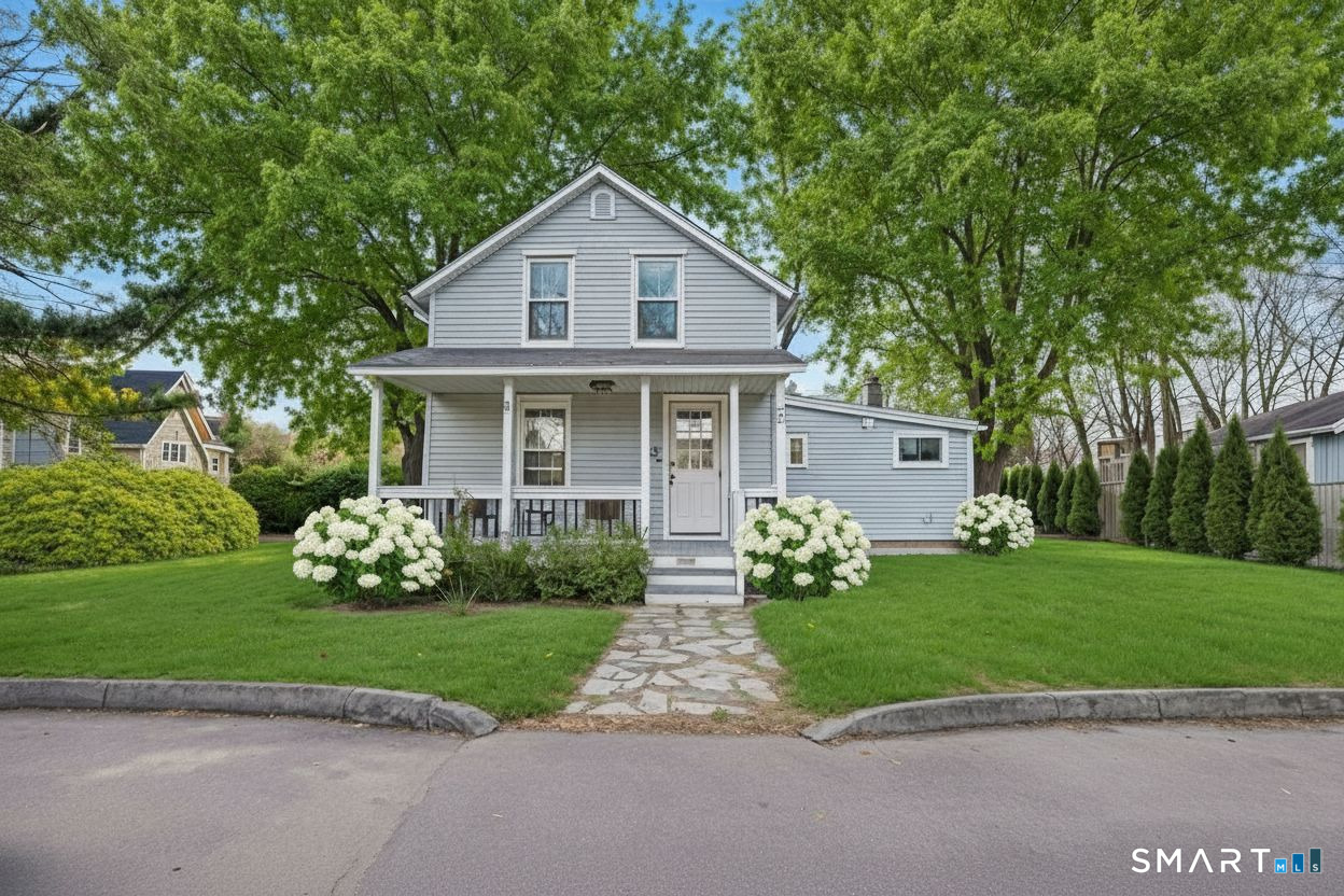 53 Maple Street Property Photo 1