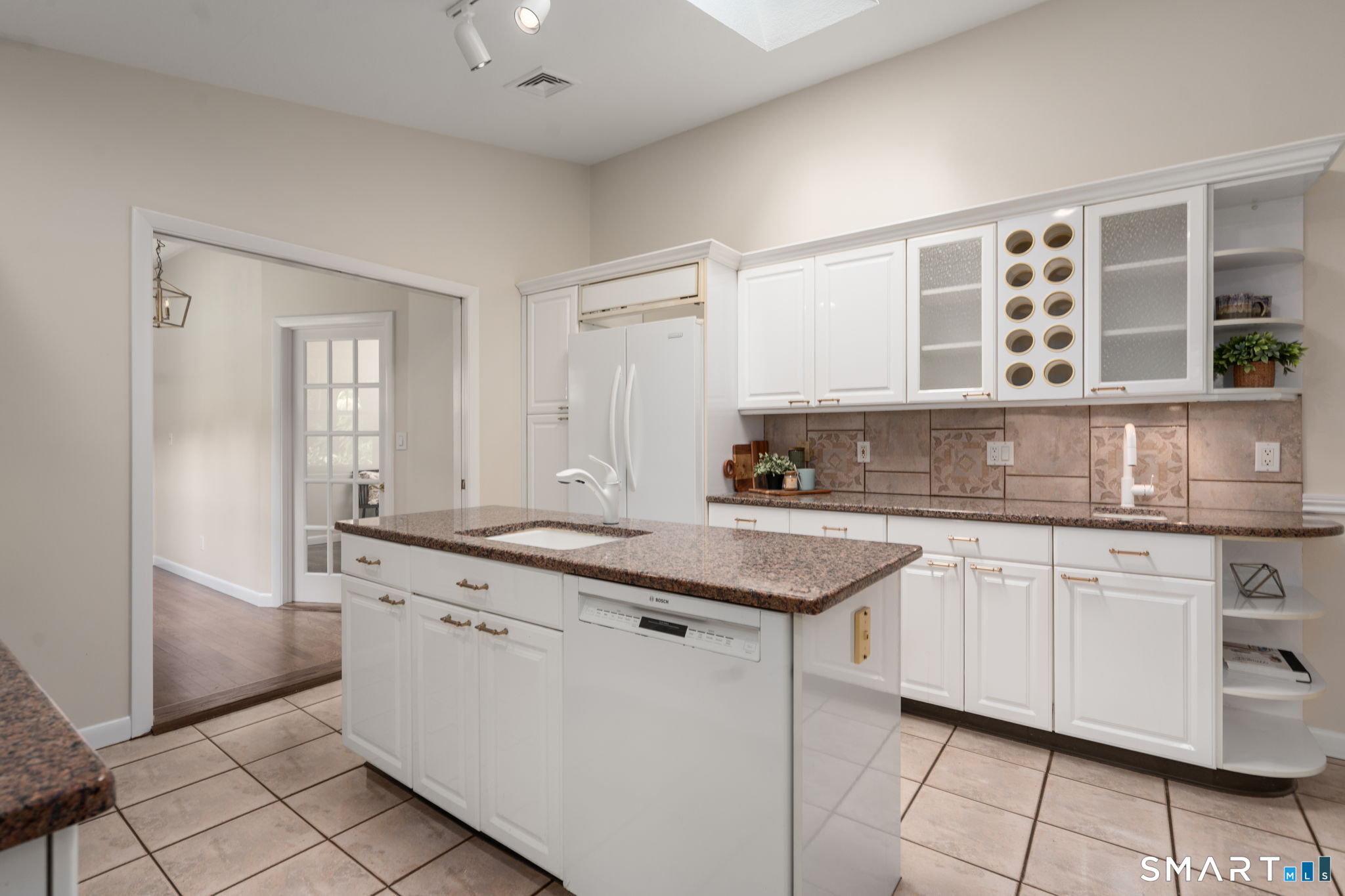 20 Prindiville Avenue Property Photo 14