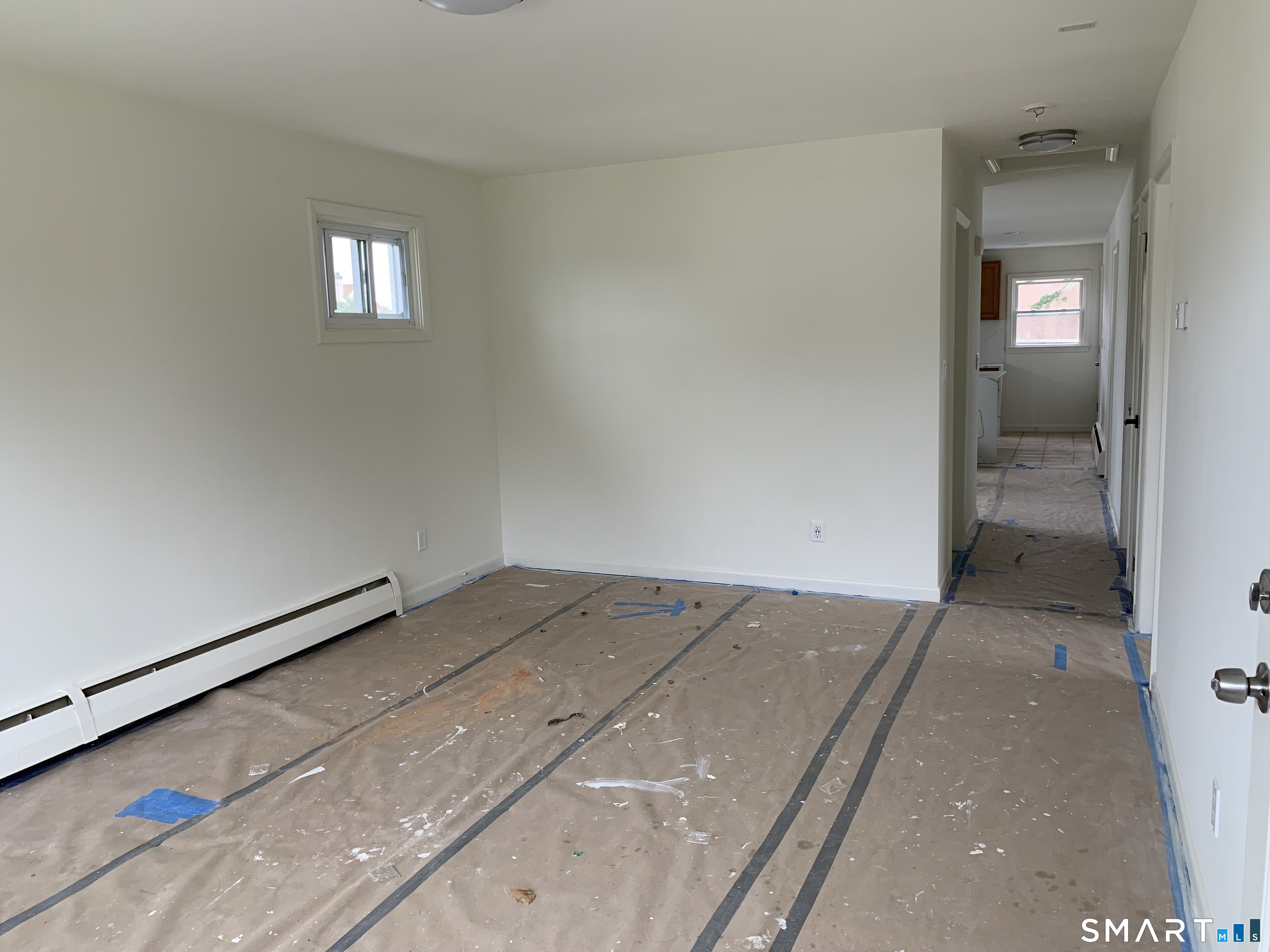 42 Pine 2 Floor Street Property Photo 4
